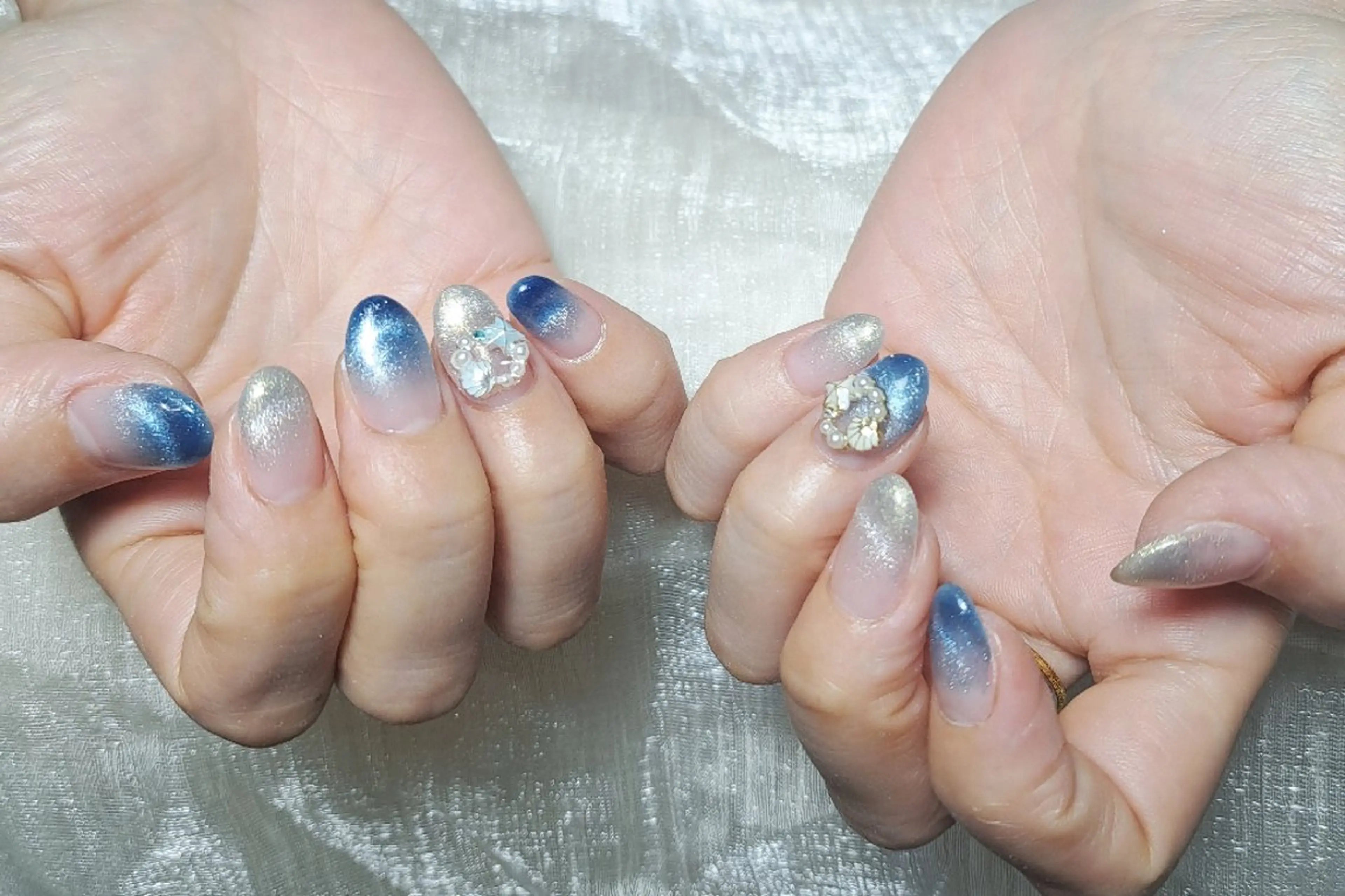 ハンド カラーグラデーションorチークorマグネットグラデ💅 パーツ2個付き✨ オフ無しorフィルインオフ込みの写真