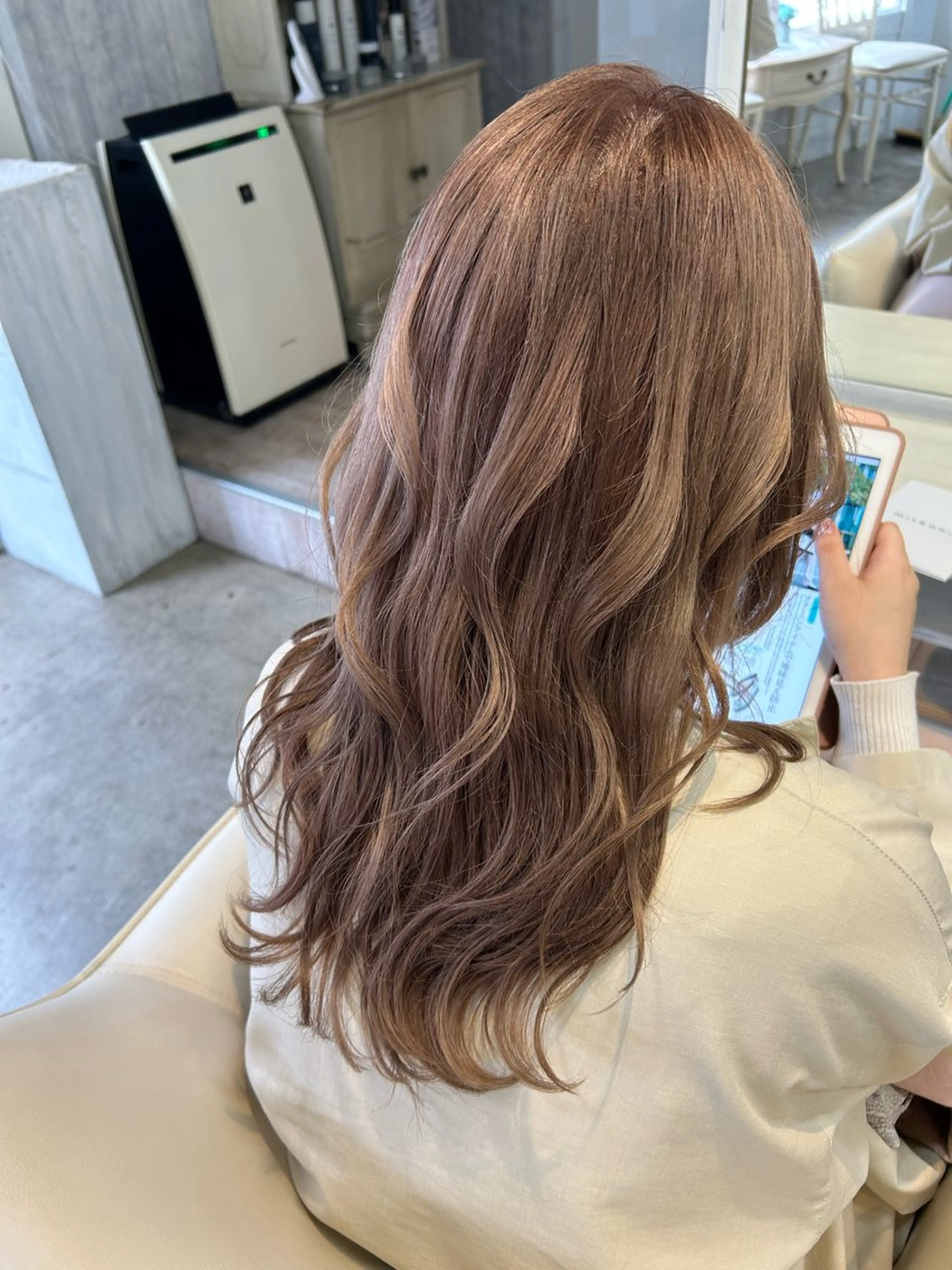 ロング ツヤ感ナチュラル 野口晴菜のヘアスタイル