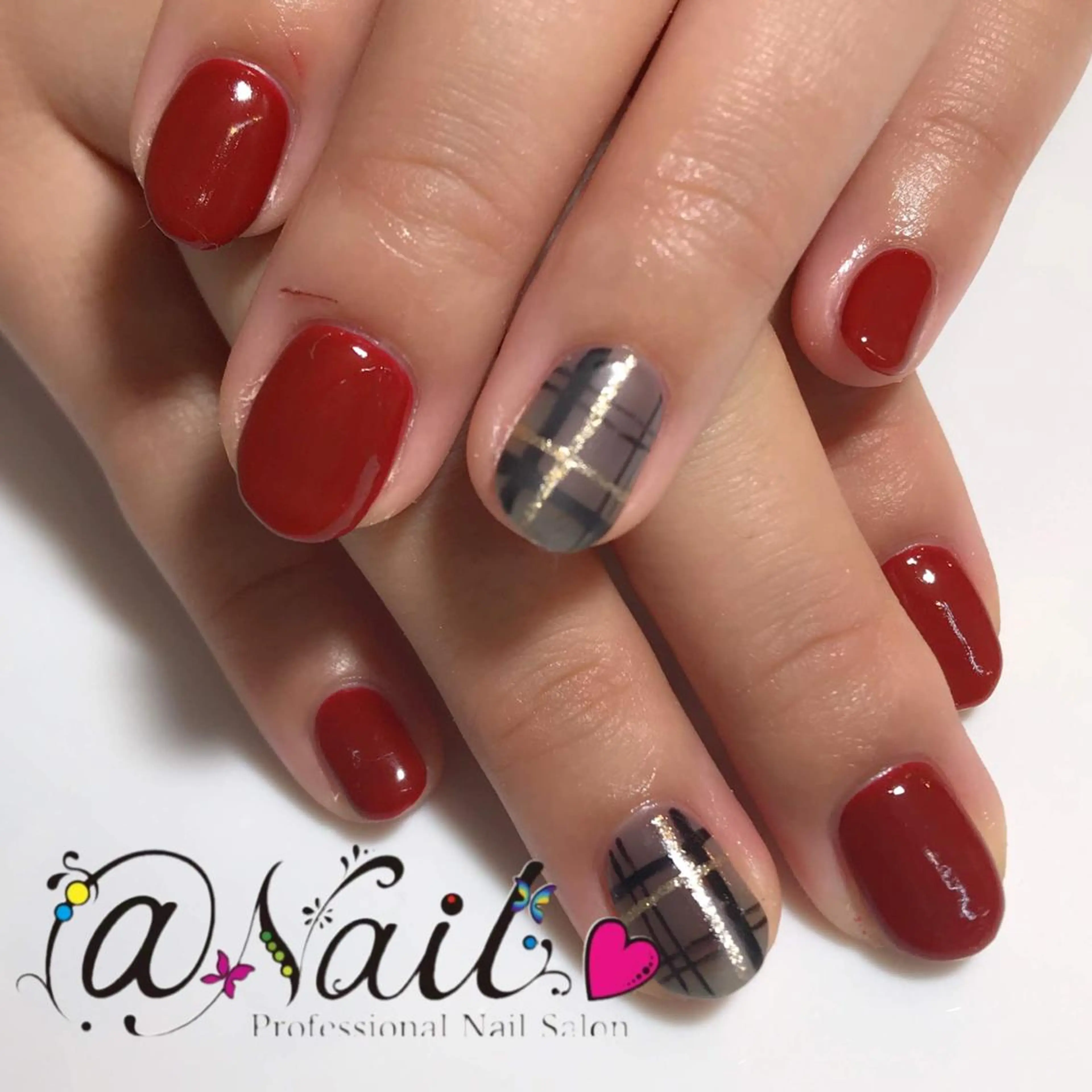 ネイル 小尾 栞のネイルデザイン