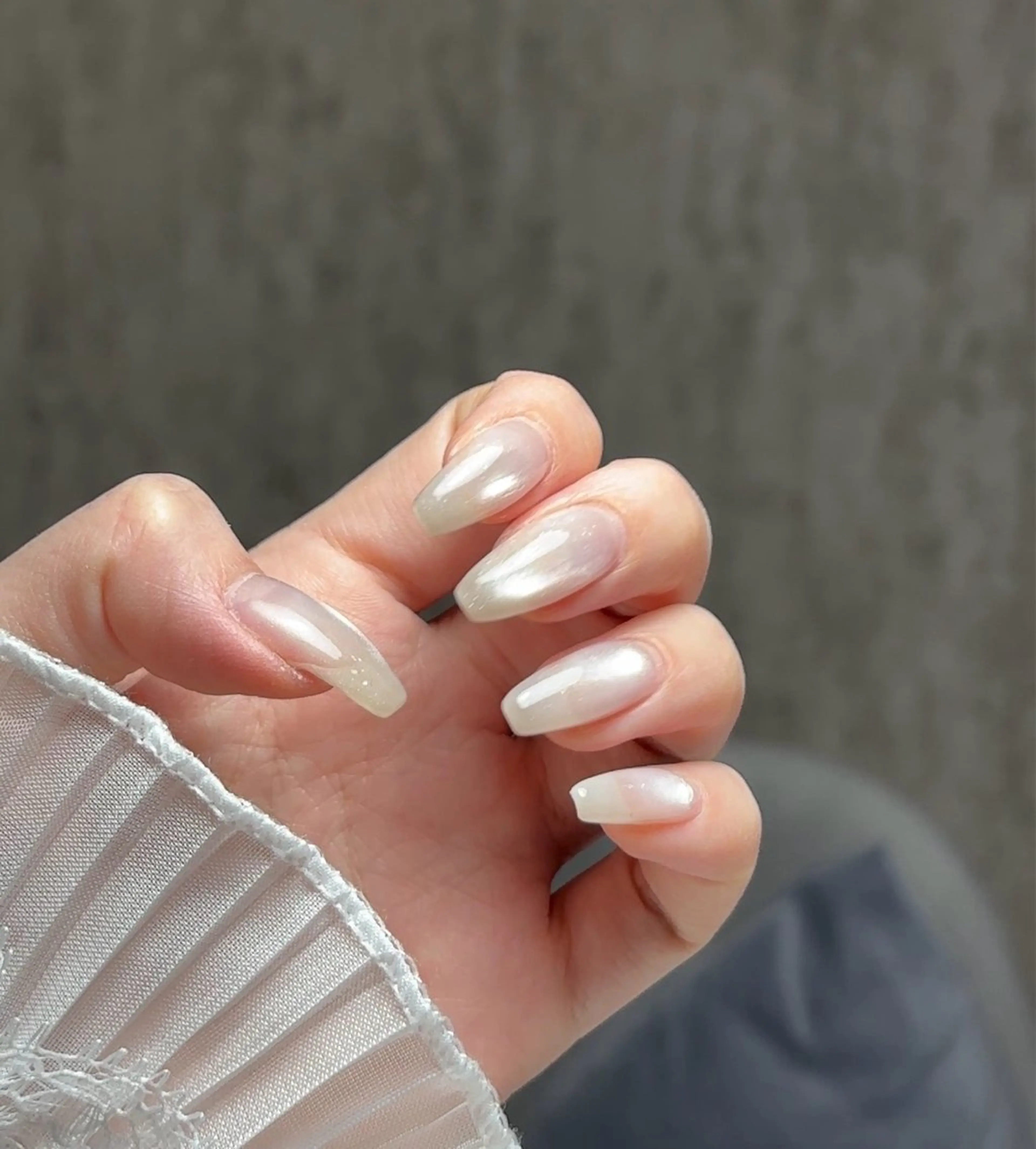 ネイル マグネットネイル ホワイト ハンドネイル 田辺 ななみのネイルデザイン