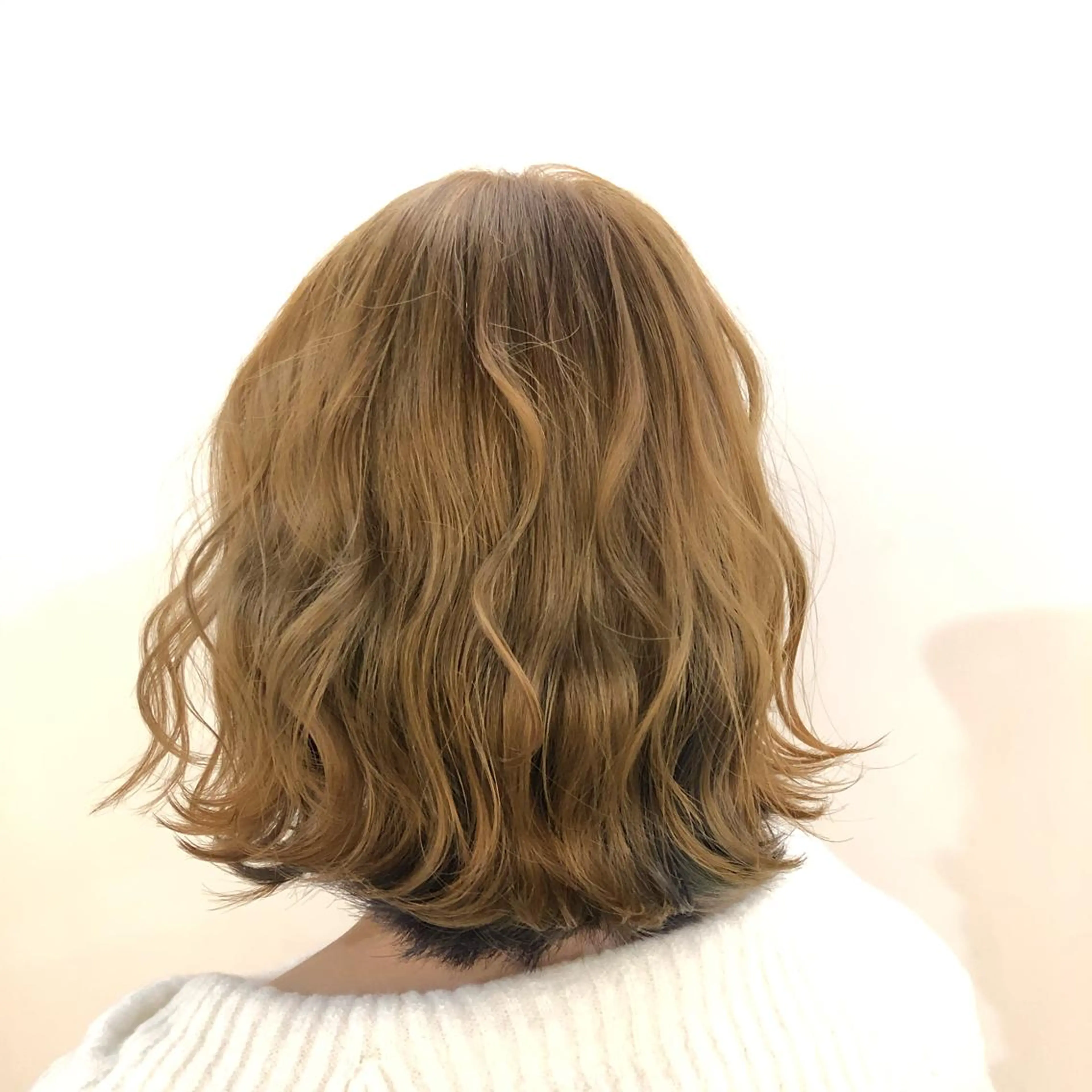 カラー 外ハネボブ♡ YUIのヘアスタイル
