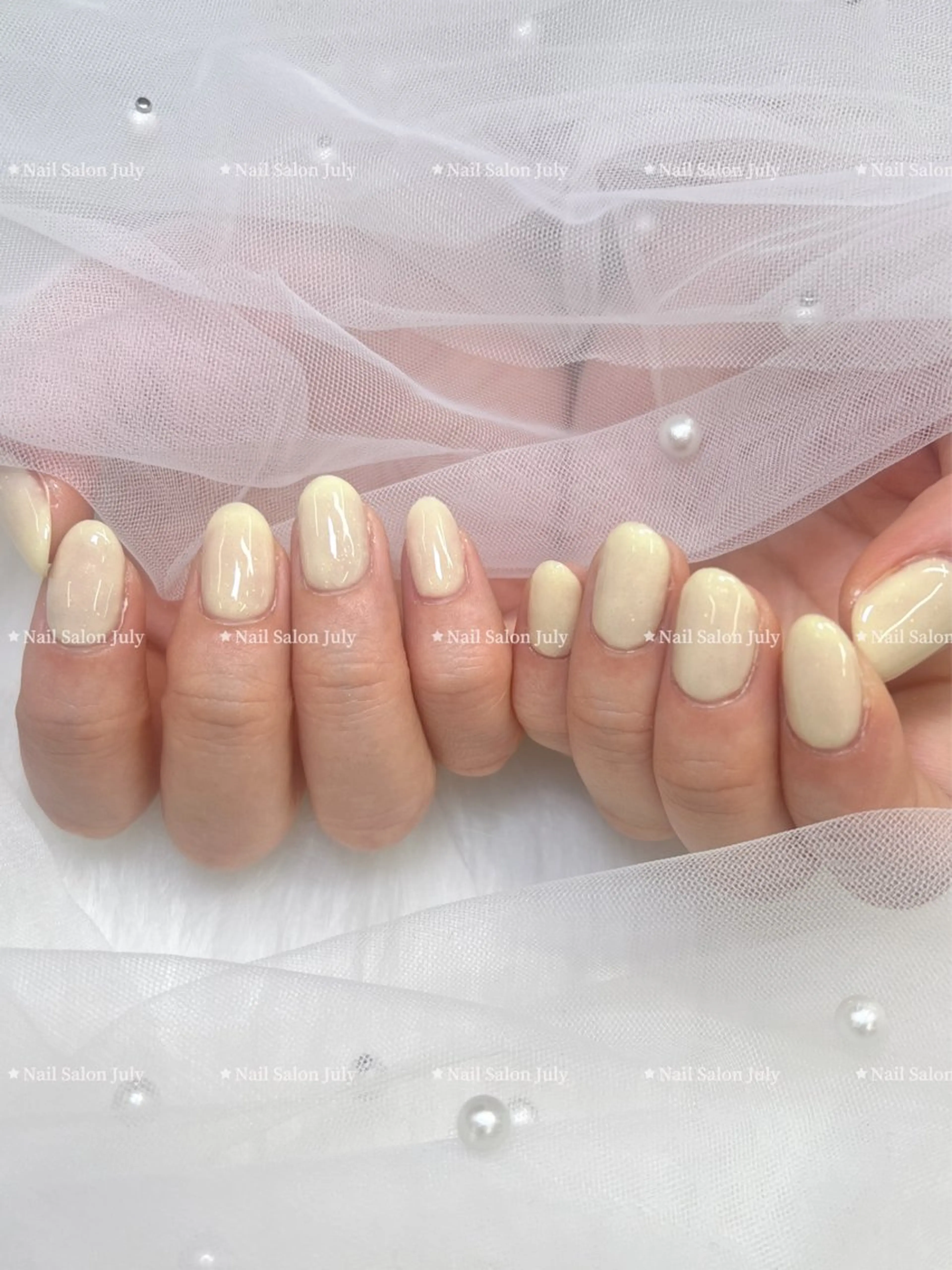 ネイル ワンカラーネイル シンプルネイル 夏ネイル 黄色 July モモのネイルデザイン