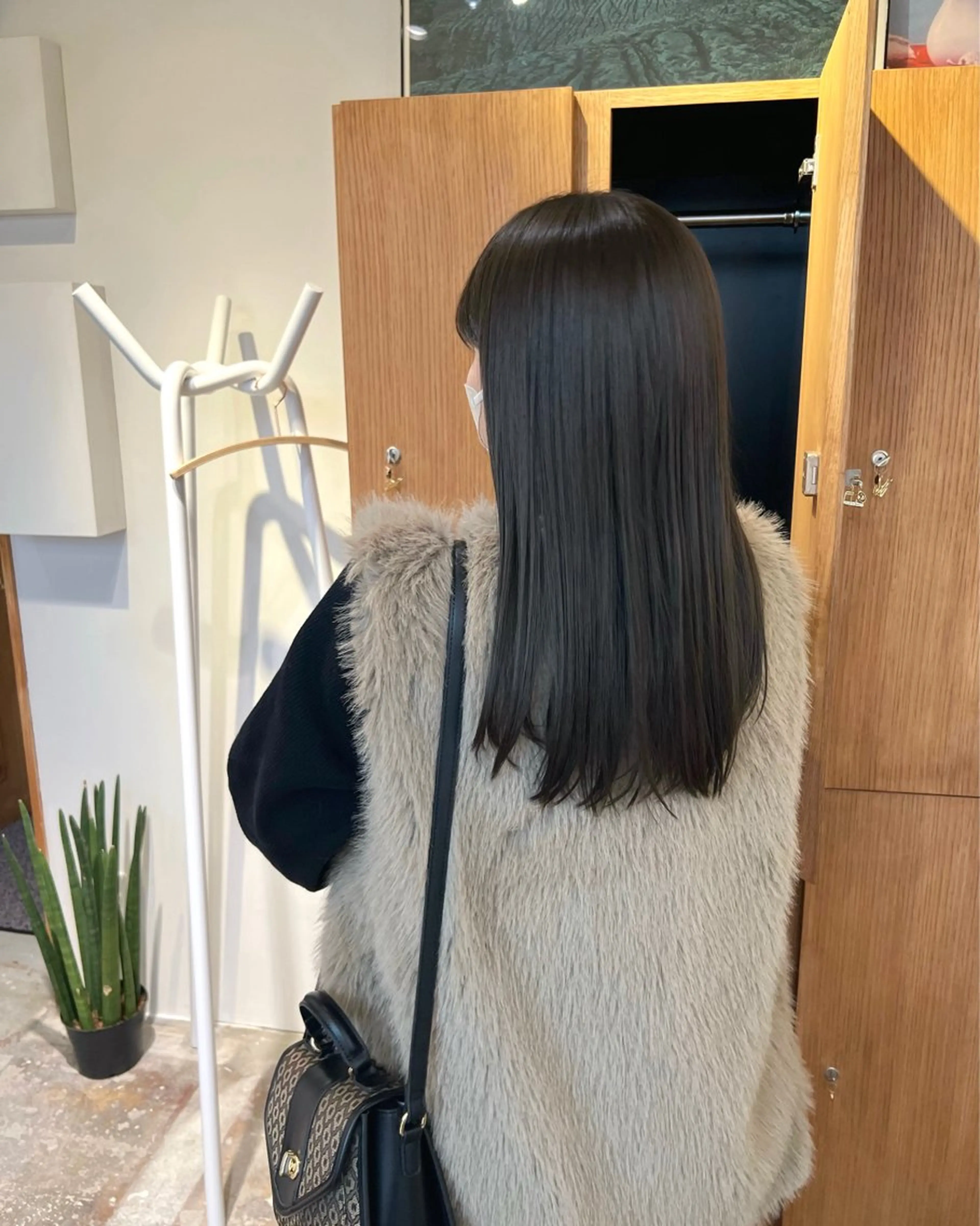 カラー aiko【艶カラー ・ミニモ年内で終了】のヘアスタイル