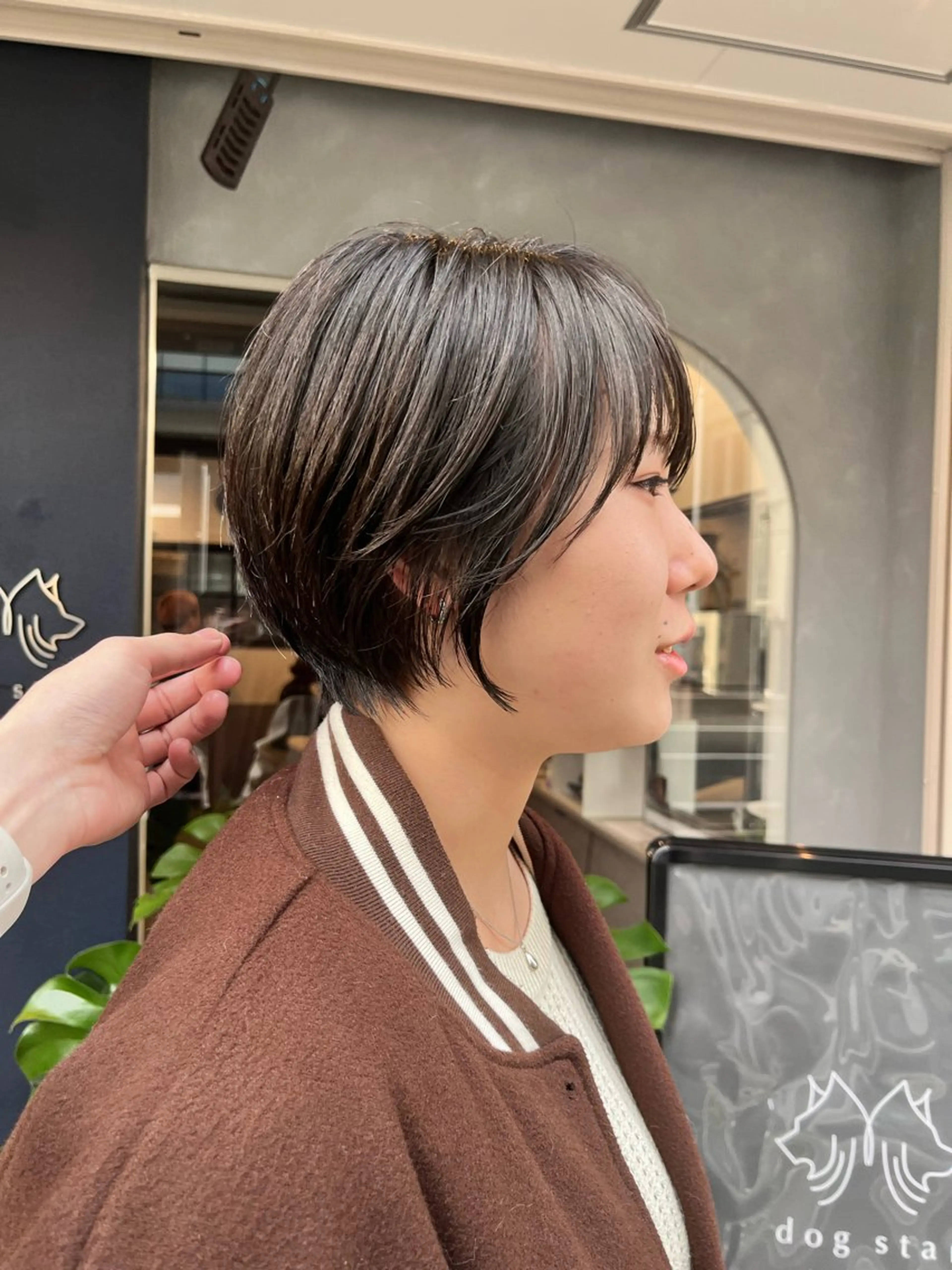 ショート カラー ショートボブ ブリーチ 透明感カラー ボブ ショートヘア カット ヘアカラー dogstar小林諒 レイヤー/パーマのヘアスタイル