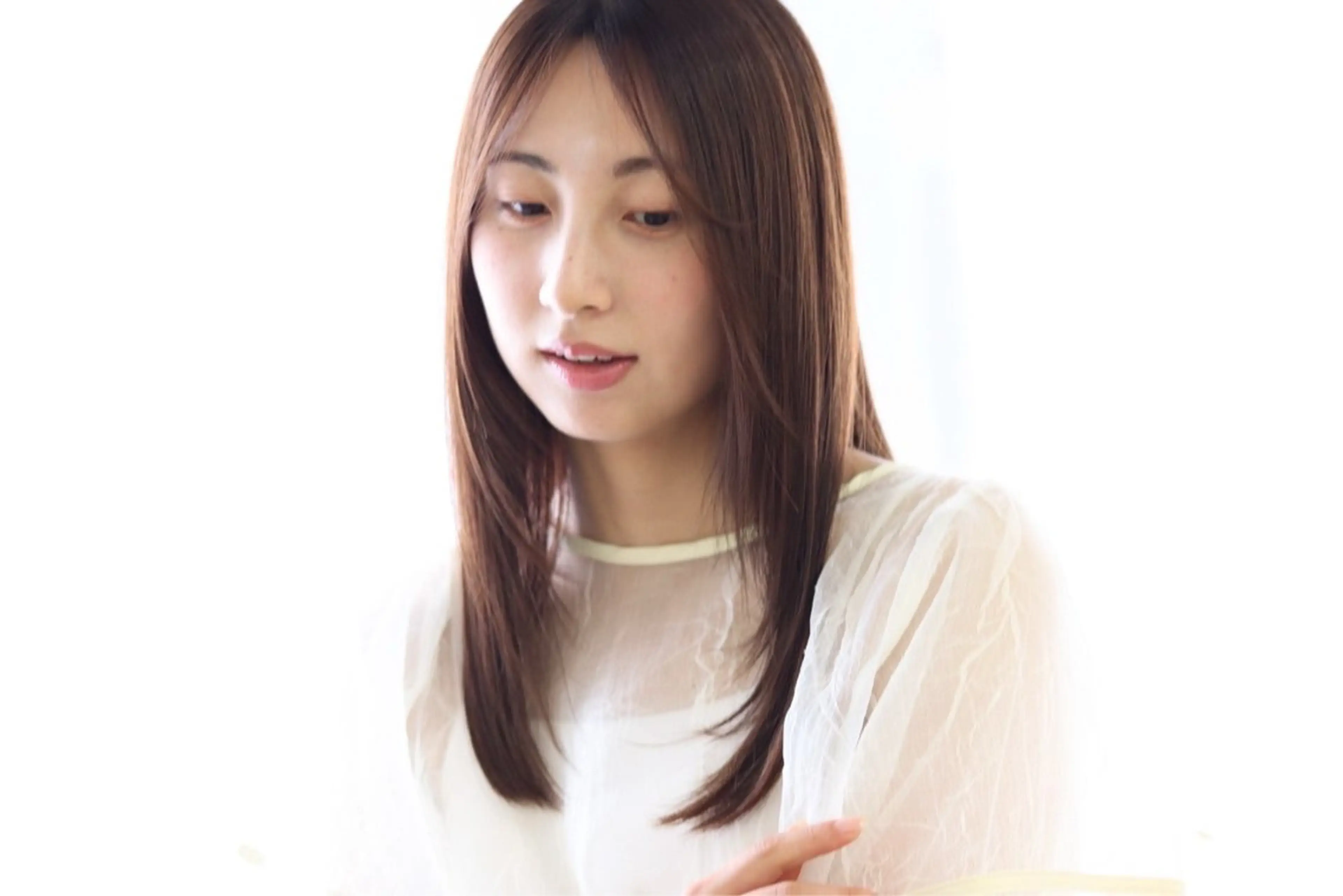 セミロング カラー 暗髪ツヤ感カラー🌼 いしいゆうこのヘアスタイル