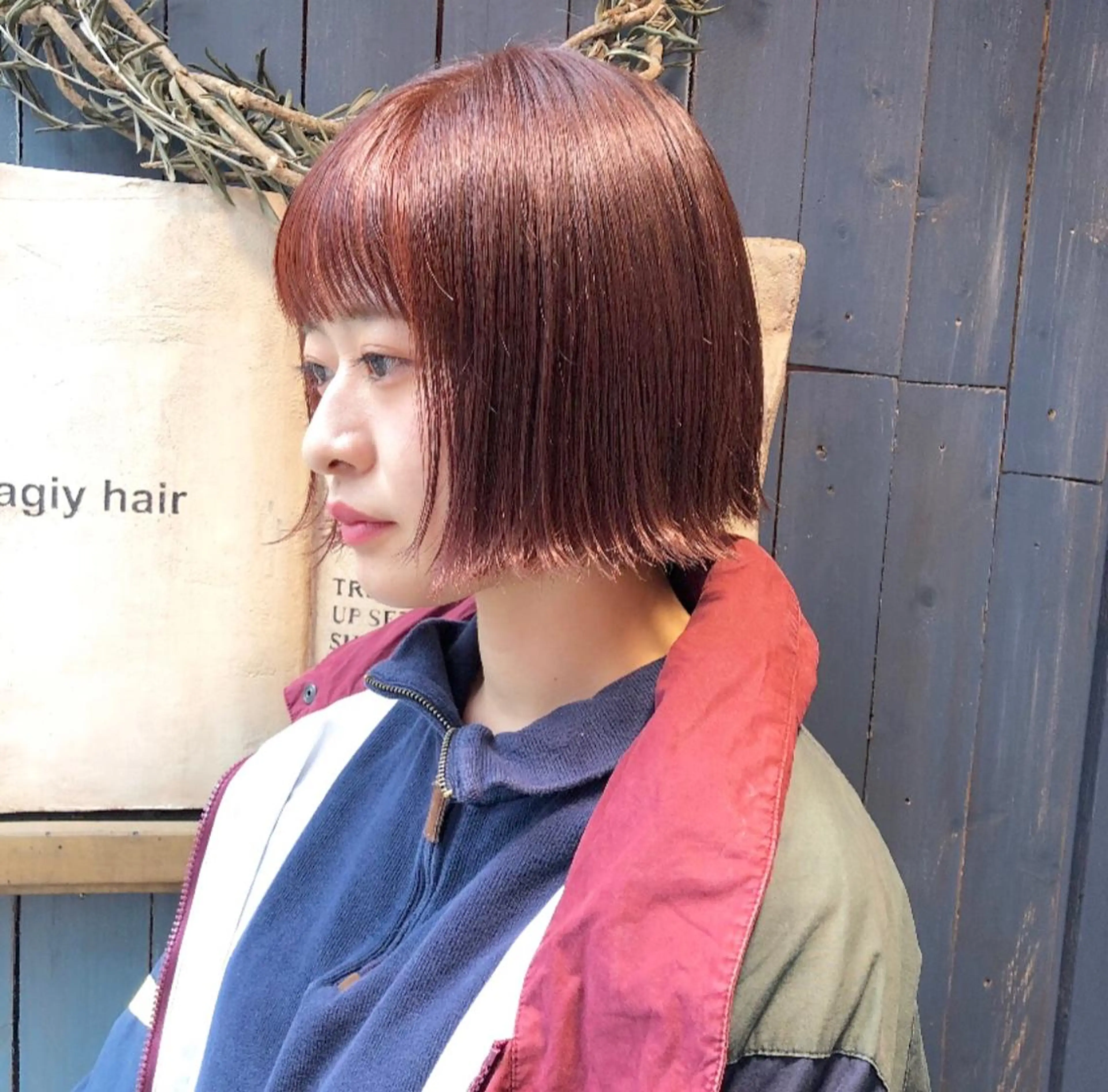 ショート カラー ブリーチ、パーマ 西部笑のヘアスタイル