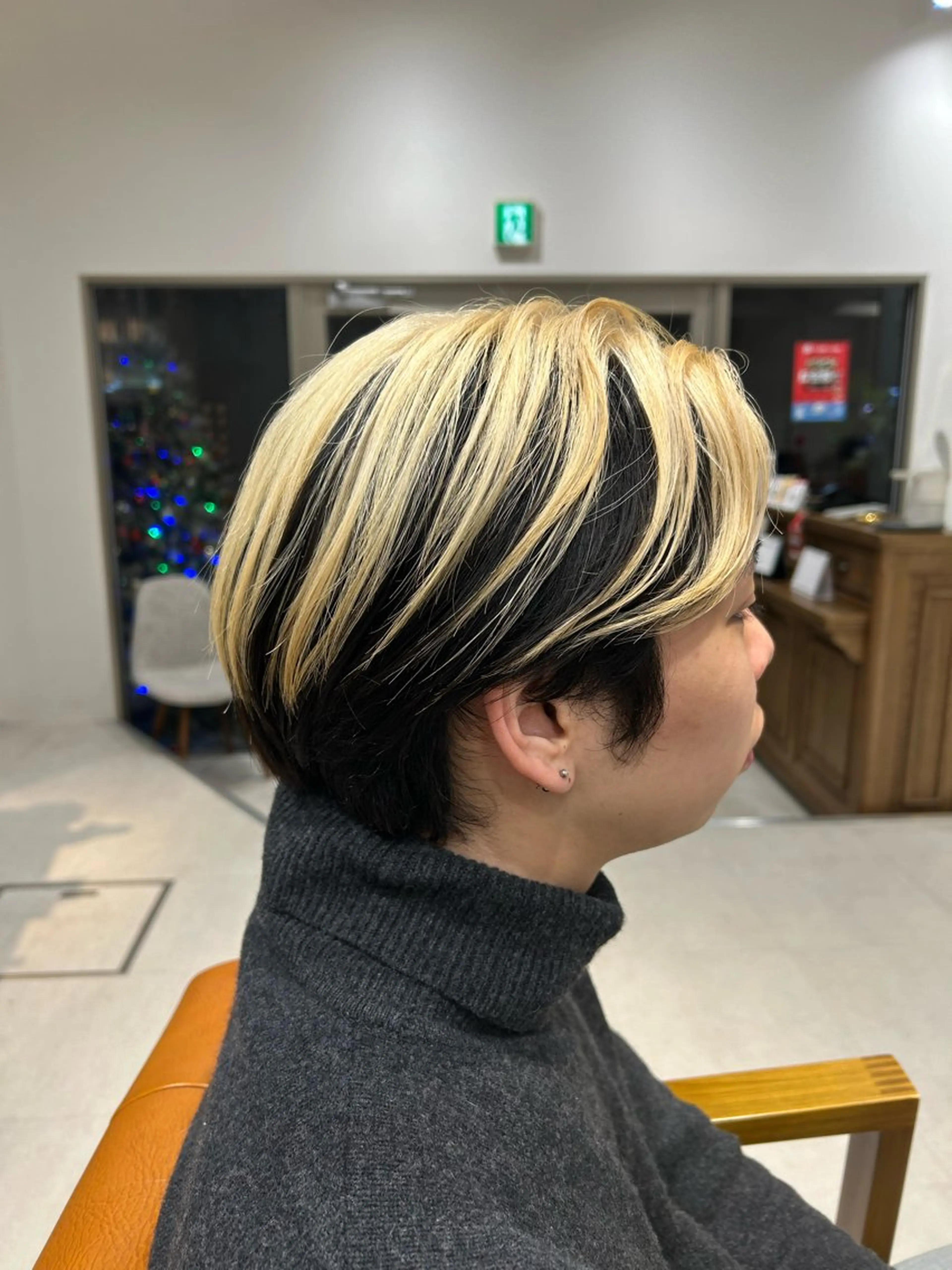 カラー メンズ 山﨑 燦人のヘアスタイル