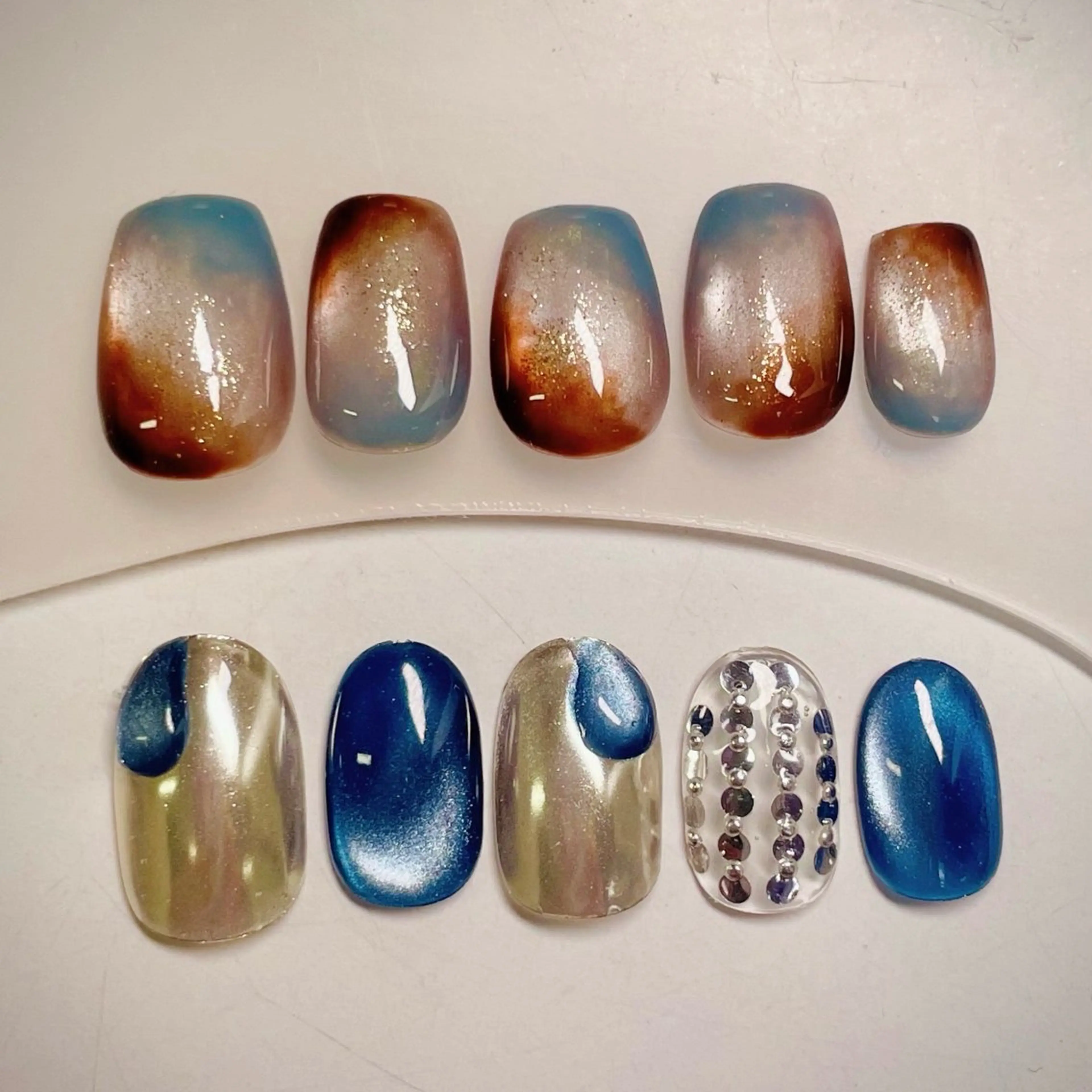 ミディアム NON-NONプラス所属・Ii / nailingのネイルデザイン