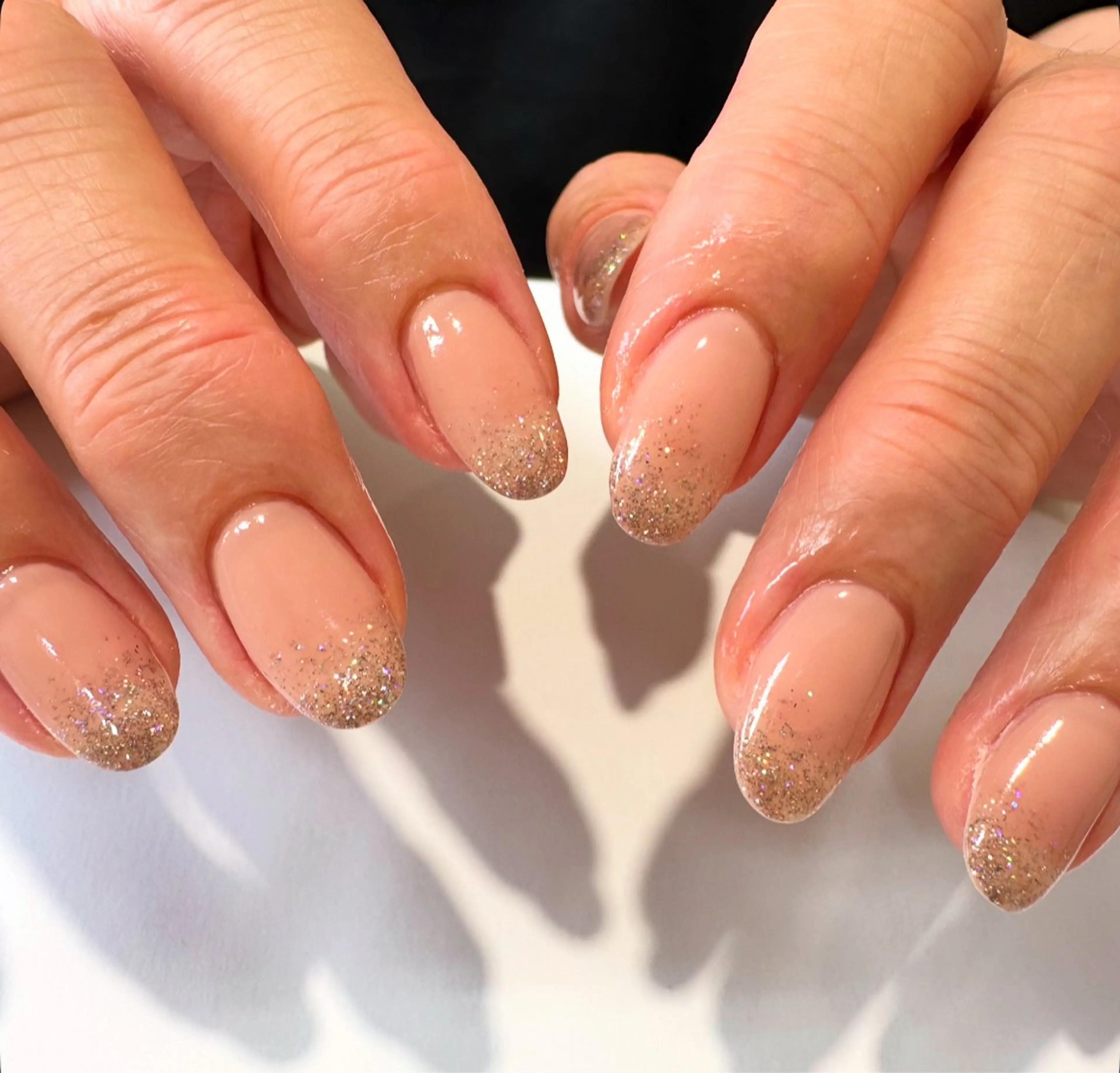 ネイル 椎葉 麻里矢のネイルデザイン