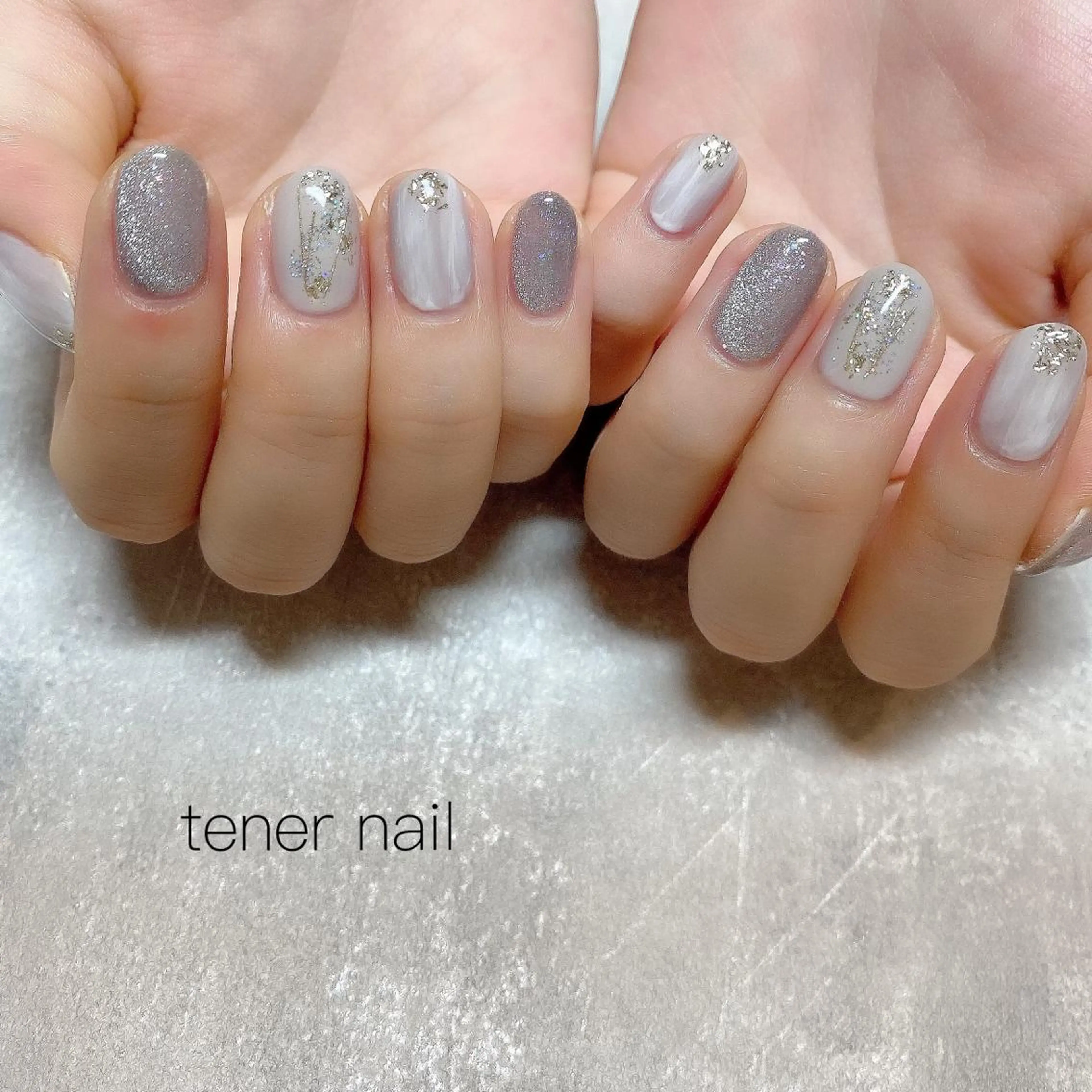 ネイル マグネットネイル シルバー tener  nail  テネルネイル所属・テネルネイル tener nailのネイルデザイン