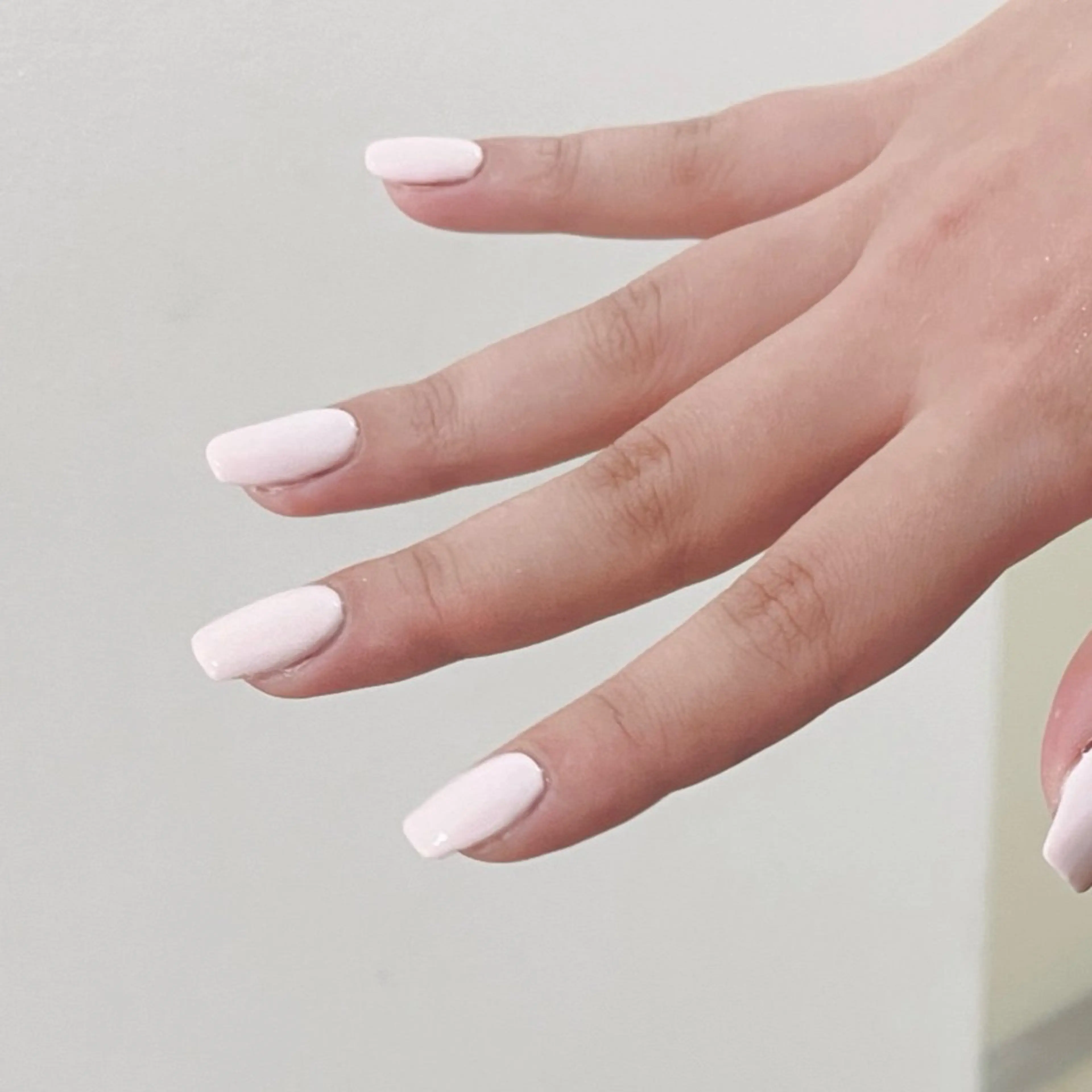 ネイル ピンク ホワイト takahashi amiのネイルデザイン