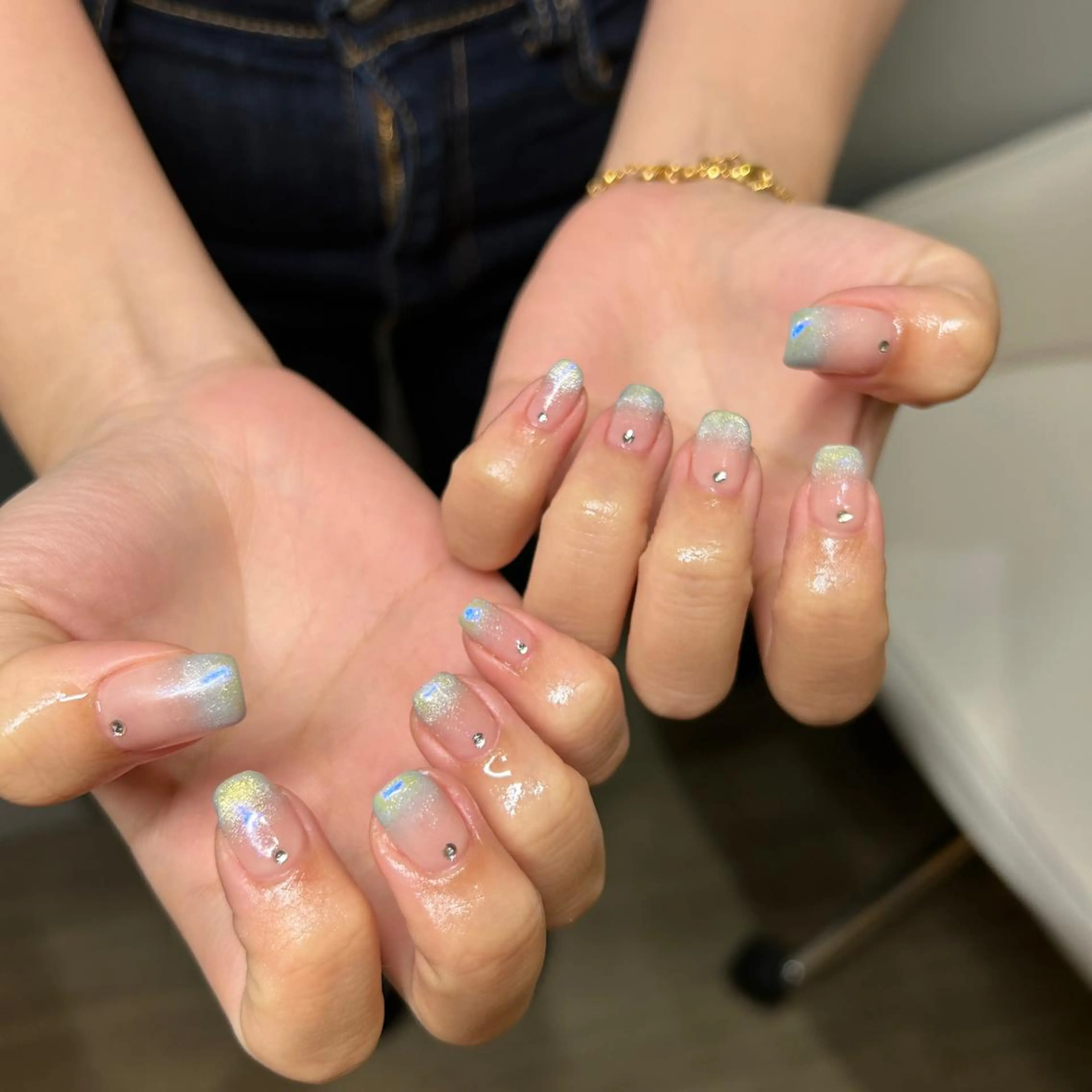 ネイル グラデーション マグネットネイル ハンドネイル sayaka 🩰のネイルデザイン