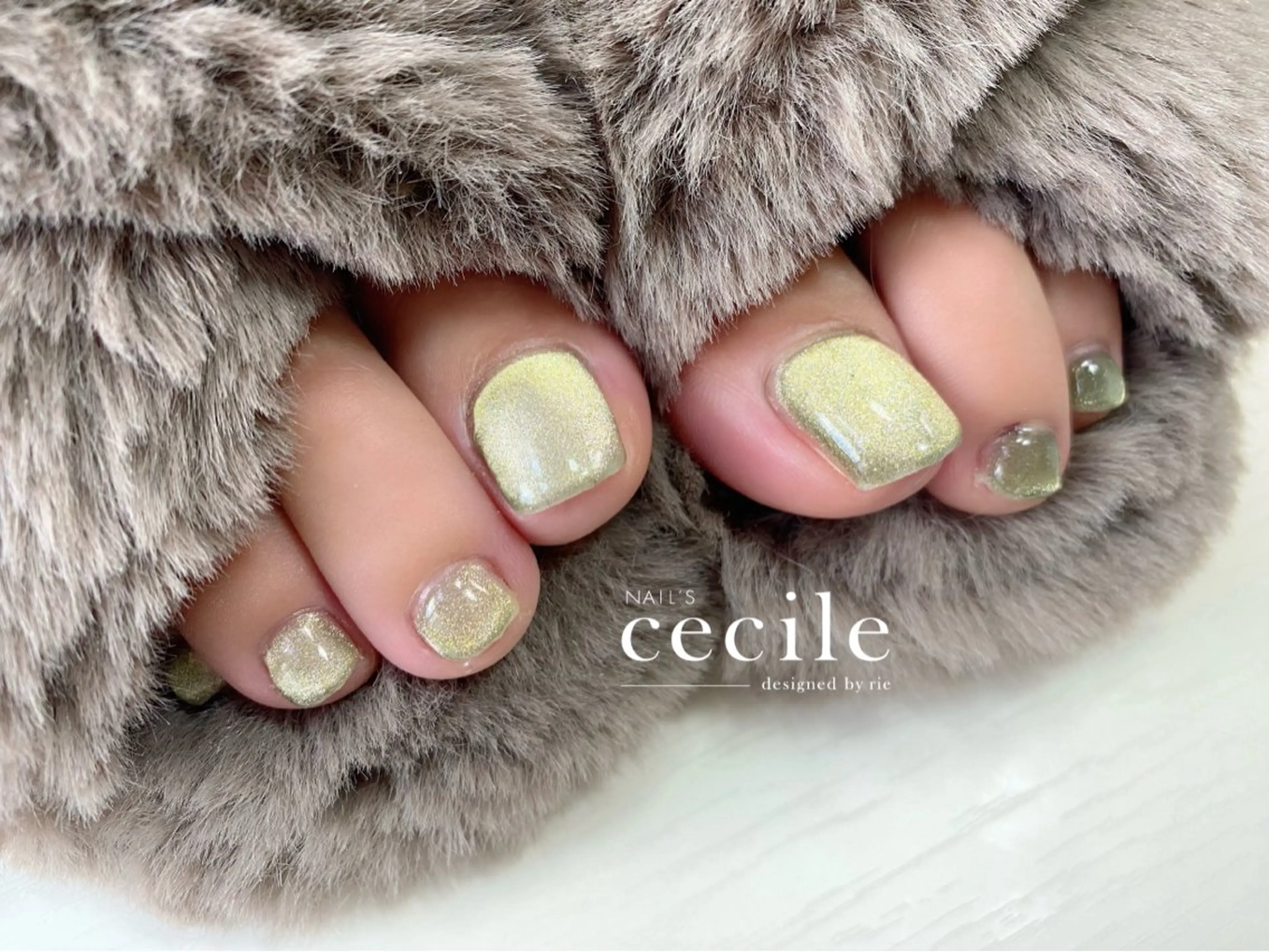 ミラーマグネットフラッシュネイルの写真