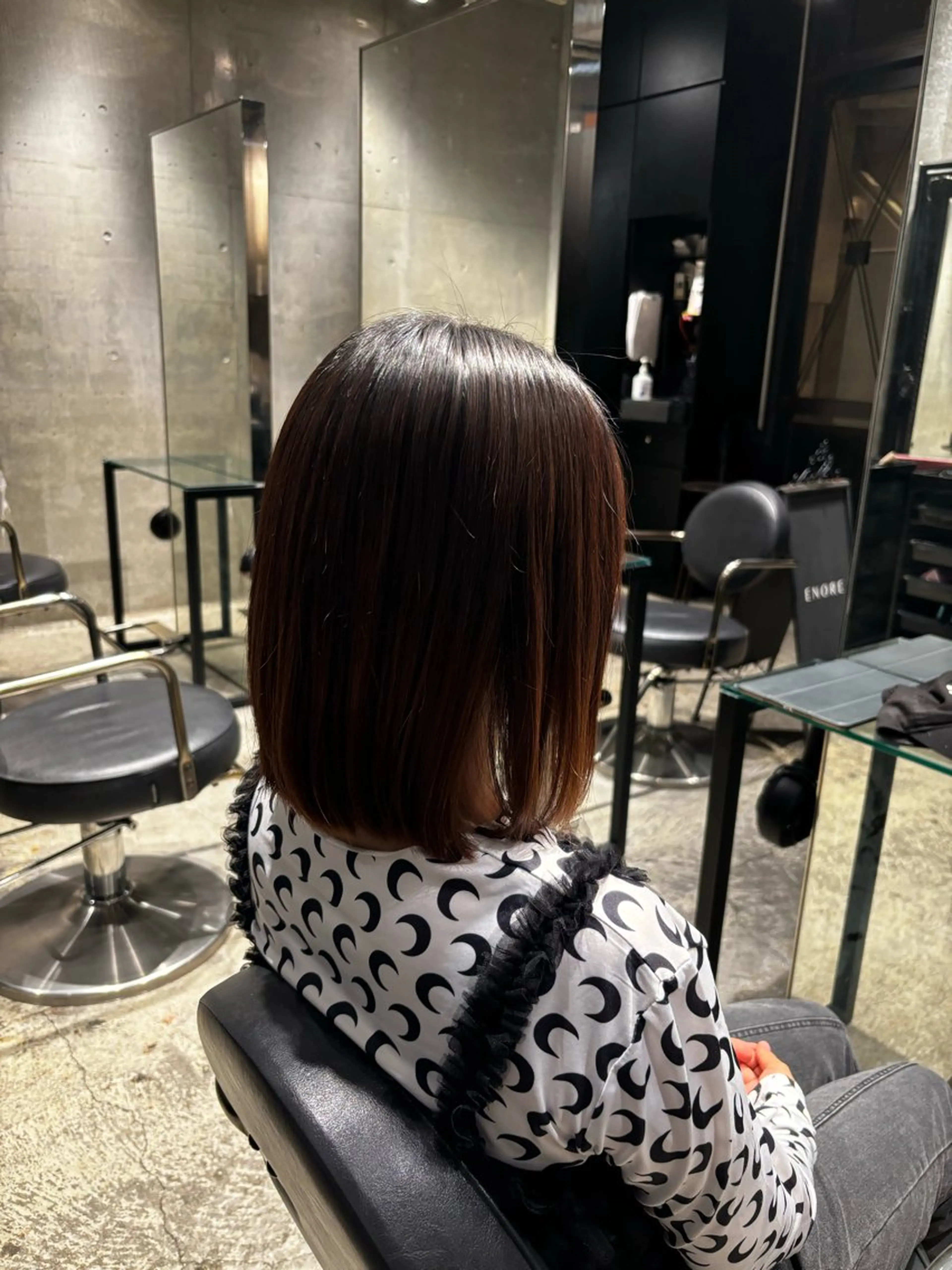 ショート 切りっぱなしボブ ボブ 毛利 圭佑のヘアスタイル