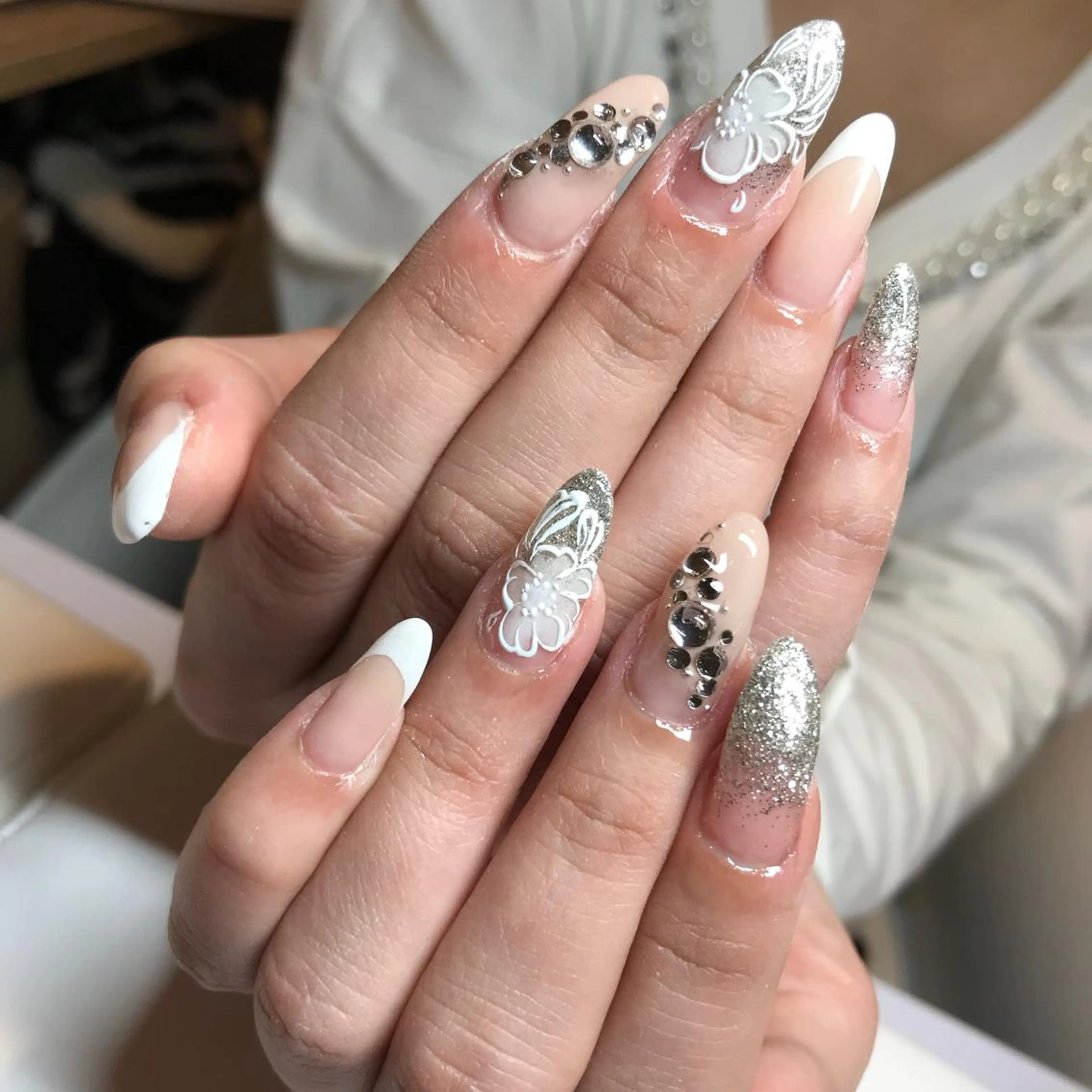 ネイル maggienail所属・Maggie Nagisaのネイルデザイン