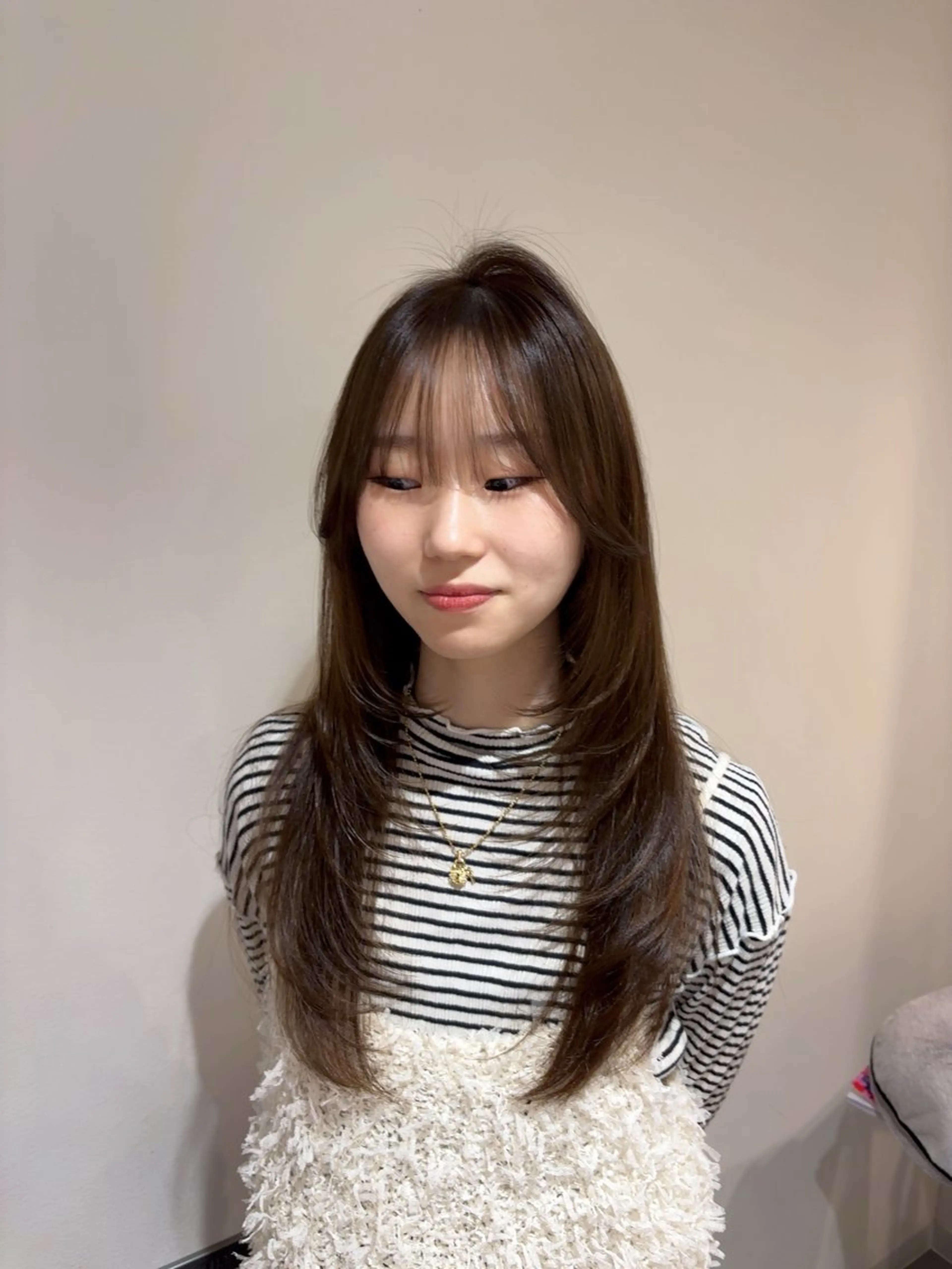 ミディアム カット ヘアカラー トリートメント 美髪✨艶髪✨髪質改善 カラー特化❣️二宮遥のヘアスタイル