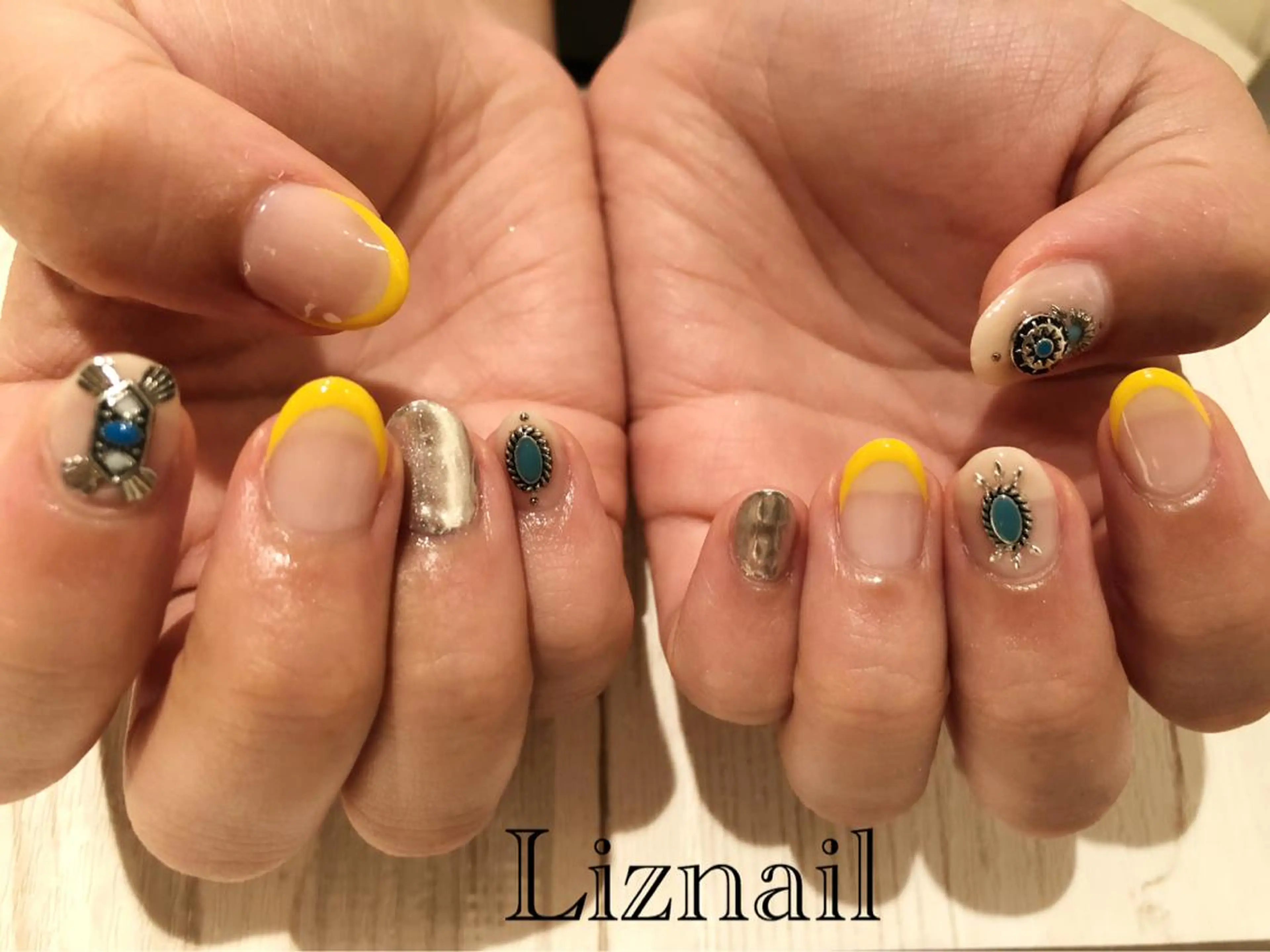 ネイル Rawr / saoriのネイルデザイン