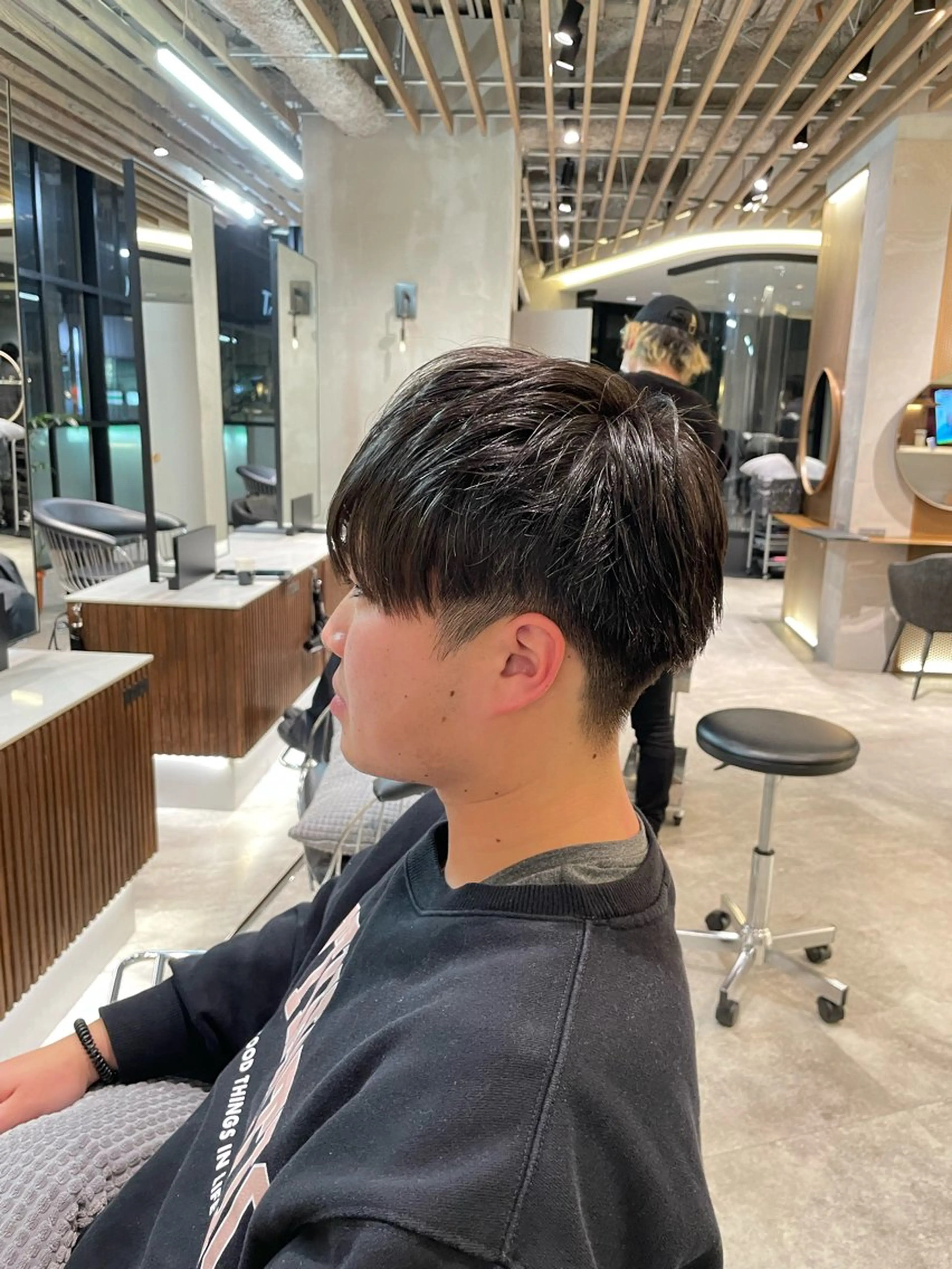 ショート メンズ 松田 恋のヘアスタイル