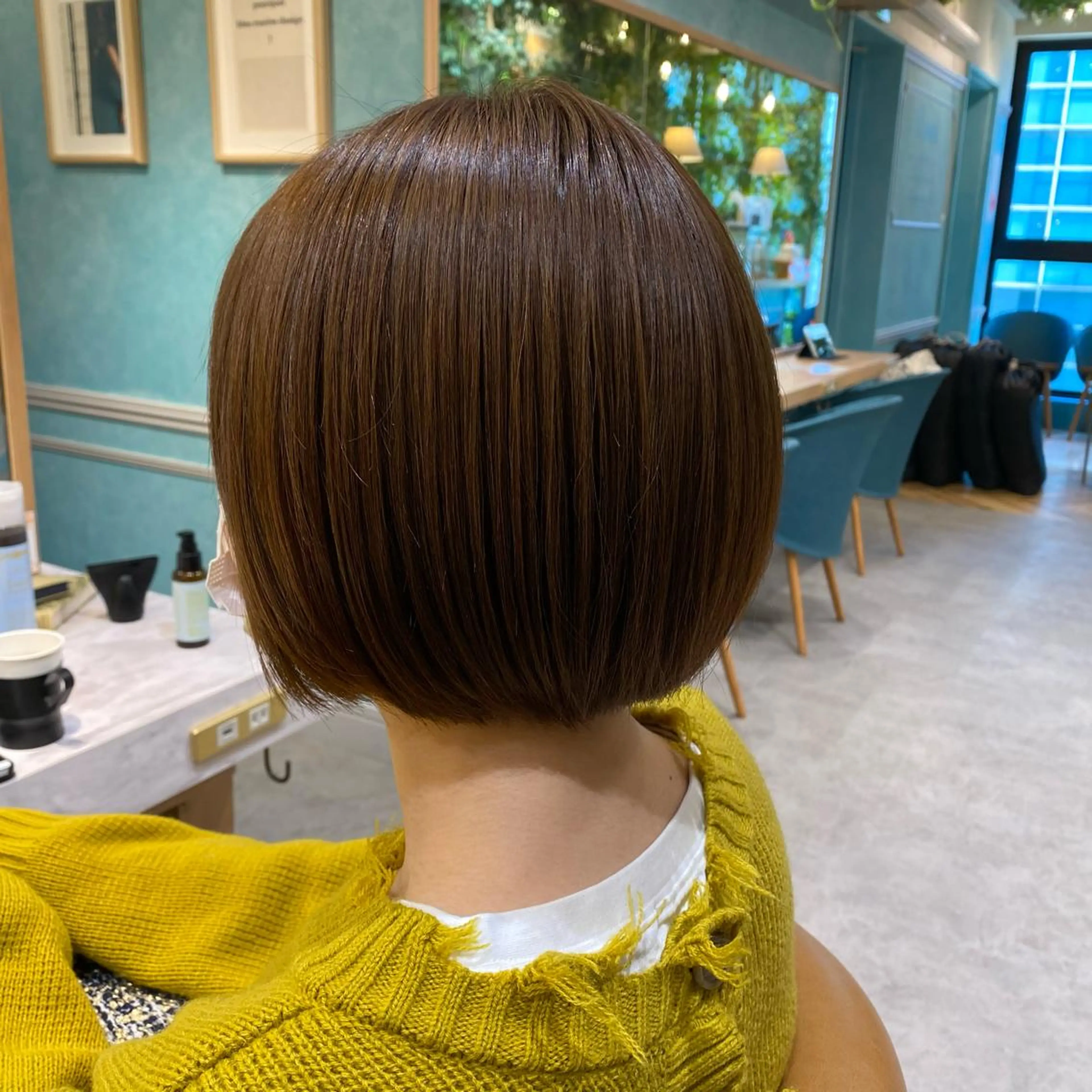 ショート ボブ 山本翔一郎 韓国顔周りレイヤーのヘアスタイル