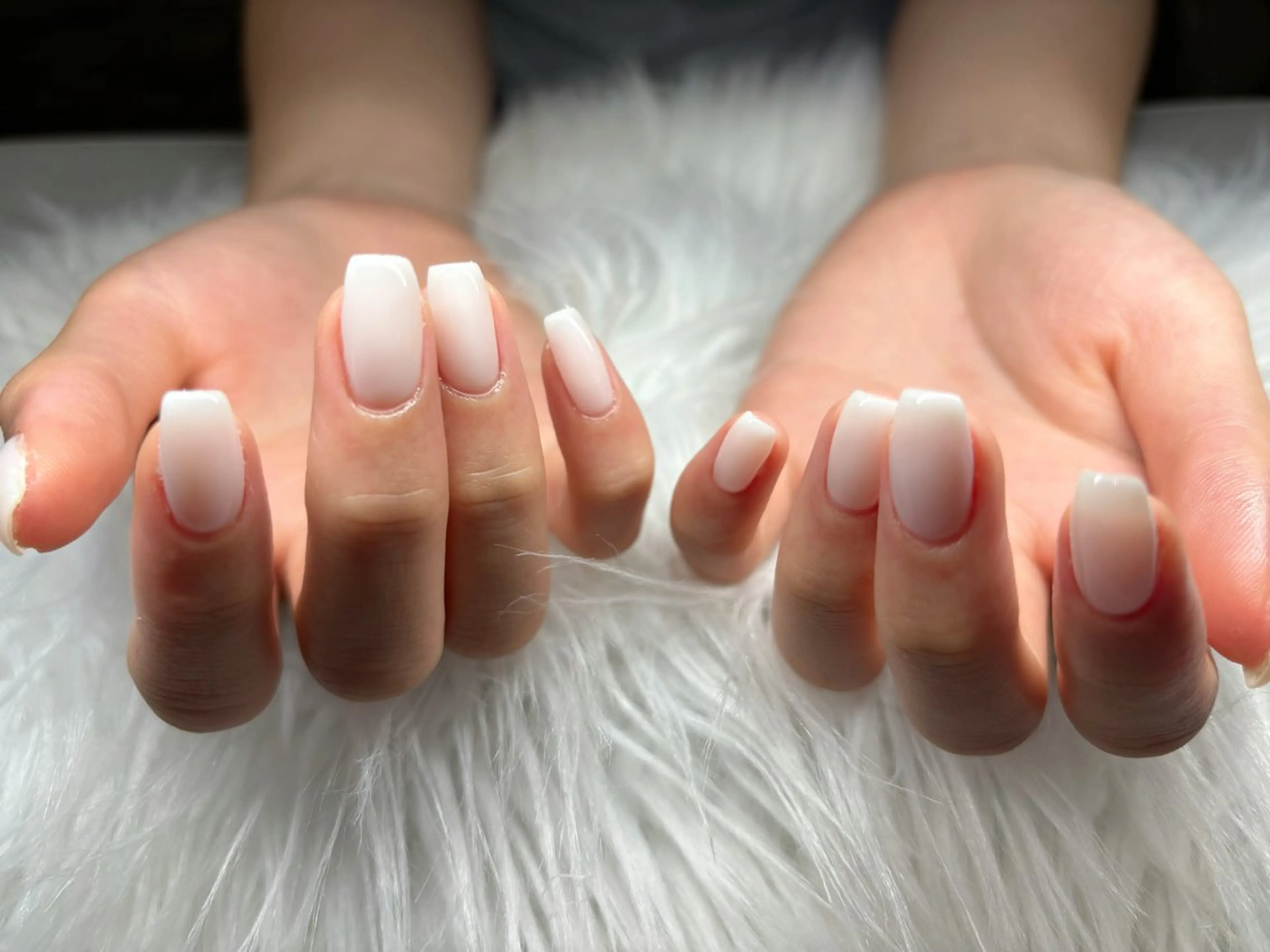 ネイル 桜ネイル フレンチネイル ガラスフレンチ ロングネイル マグネットネイル ハンドネイル ximina ネイルサロン北堀江のネイルデザイン