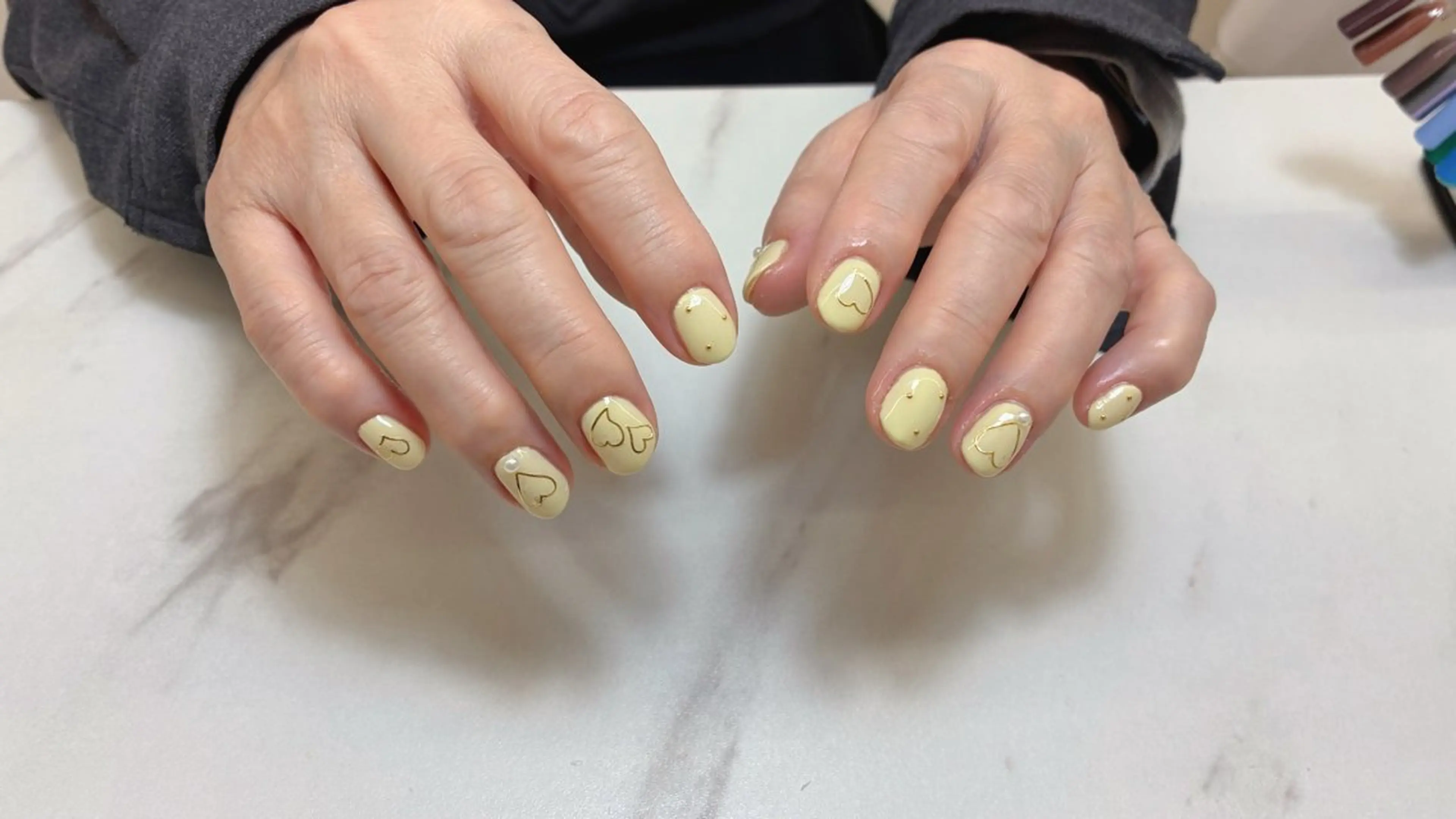 ネイル さき🌼 堺筋本町ネイルサロンのネイルデザイン