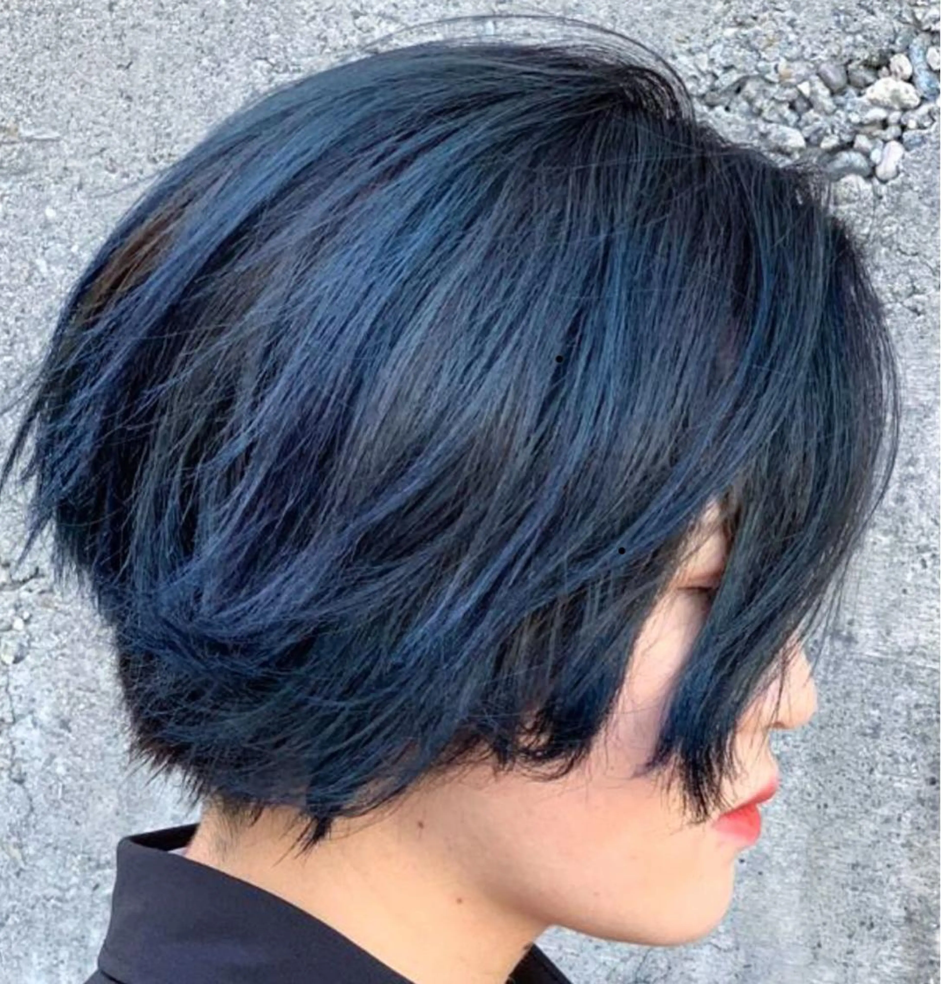 ショート カラー ブルーカラー ブルージュ 大嶋 宏隆のヘアスタイル