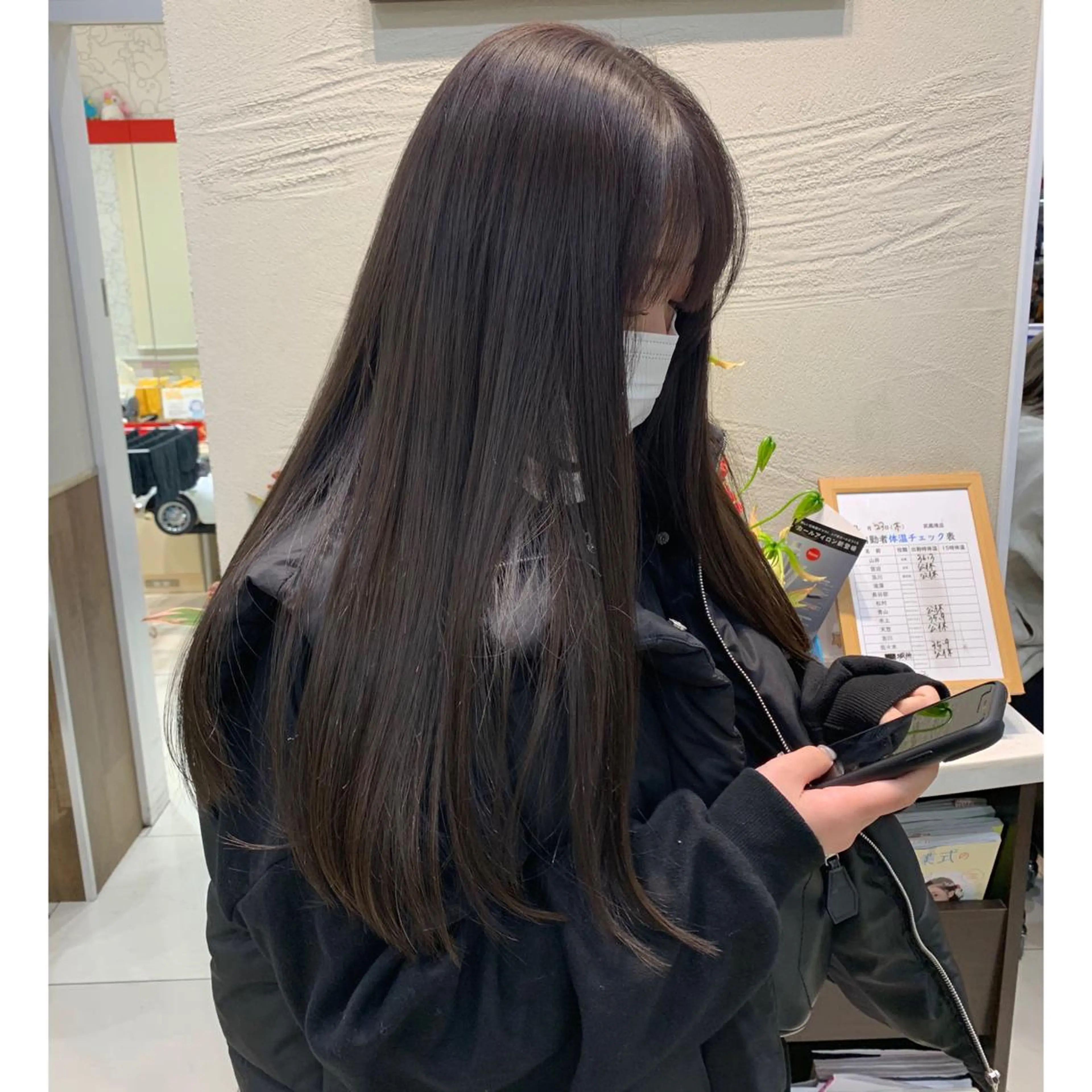 ロング カラー カット ヘアカラー トリートメント tokute よしかわなお🍒のヘアスタイル