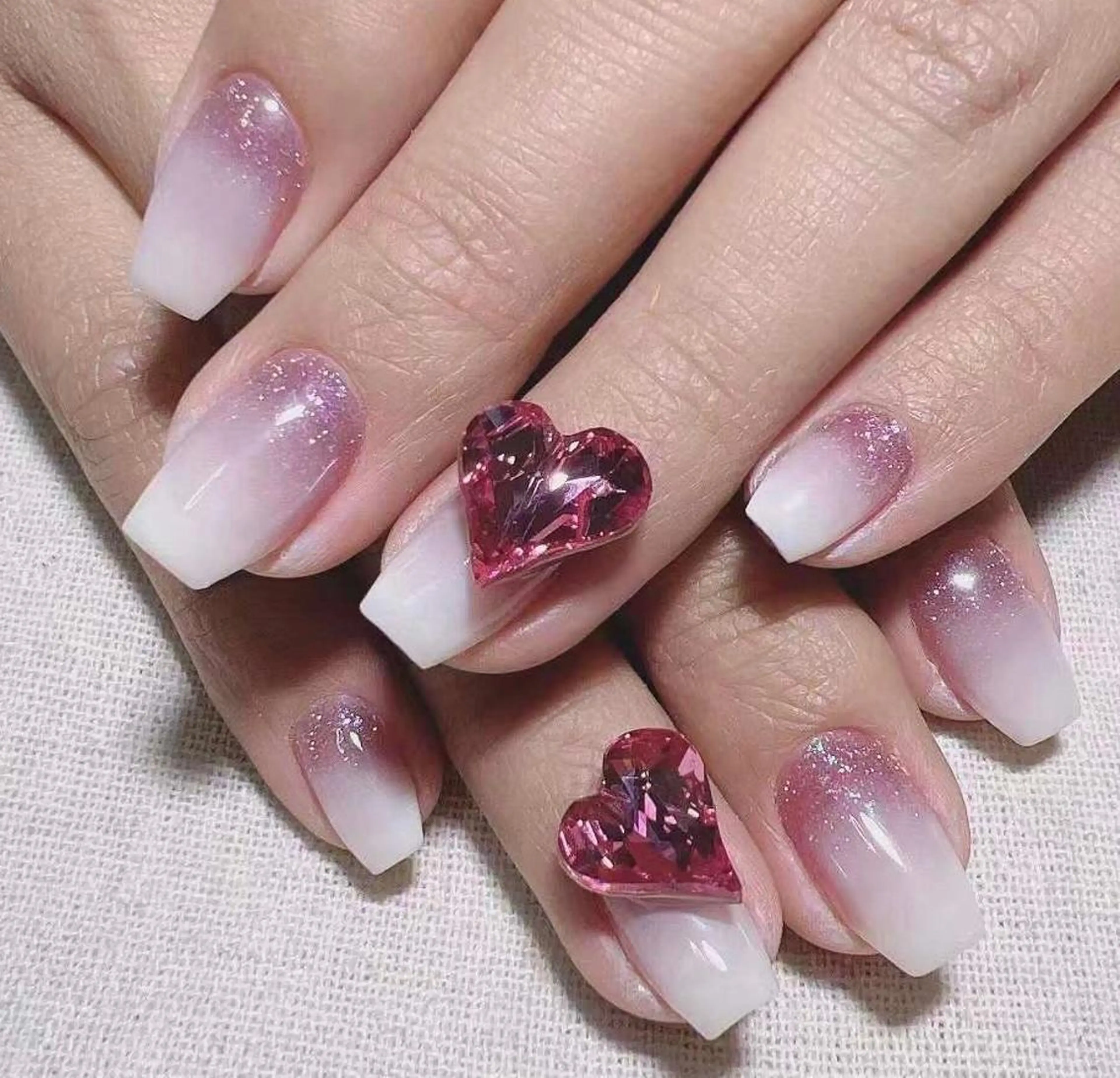 ネイル ハンドネイル リ サのネイルデザイン