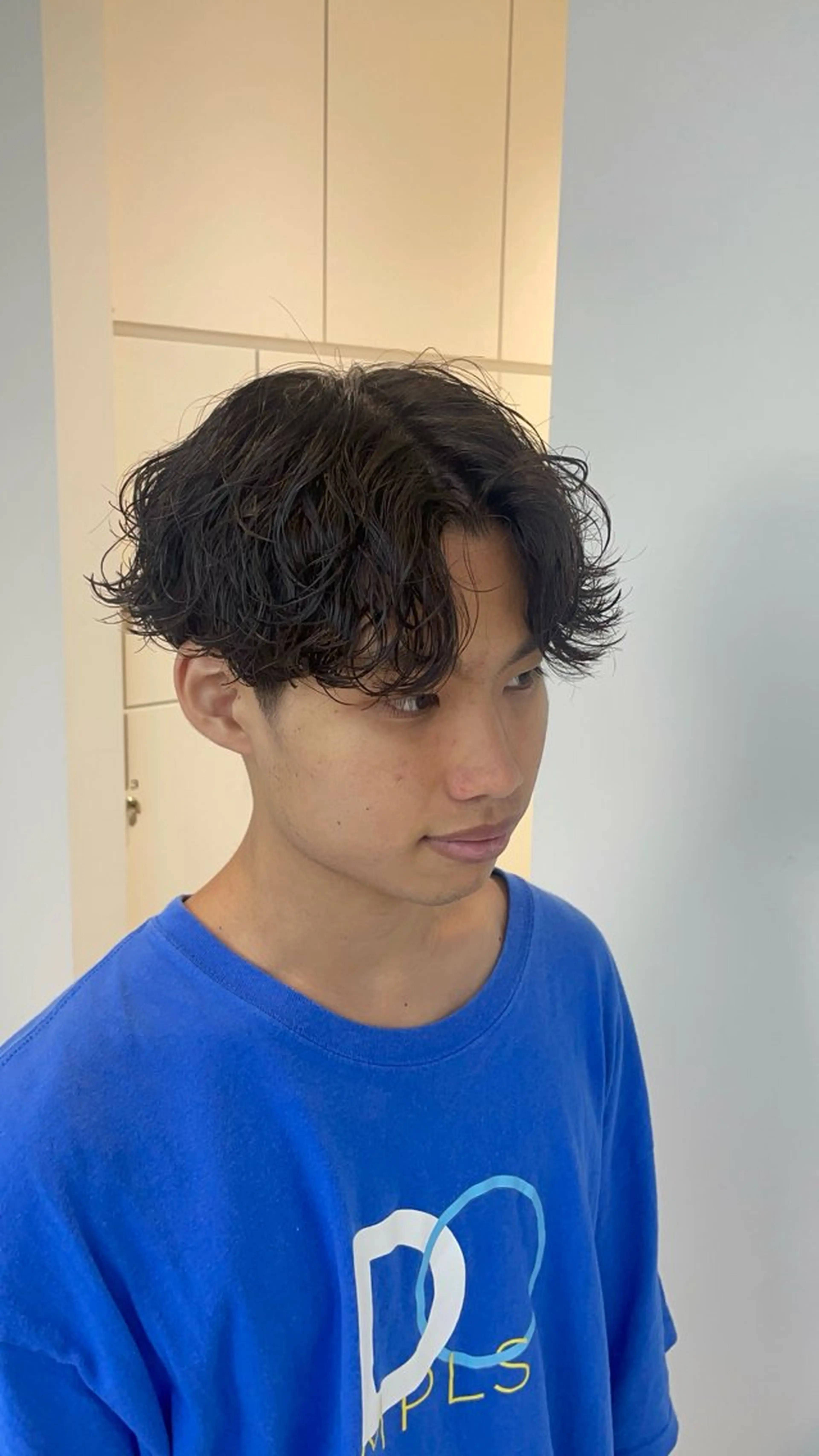 ショート メンズ メンズパーマ 波巻きパーマ メンズ特化型美容師 sakuraのヘアスタイル