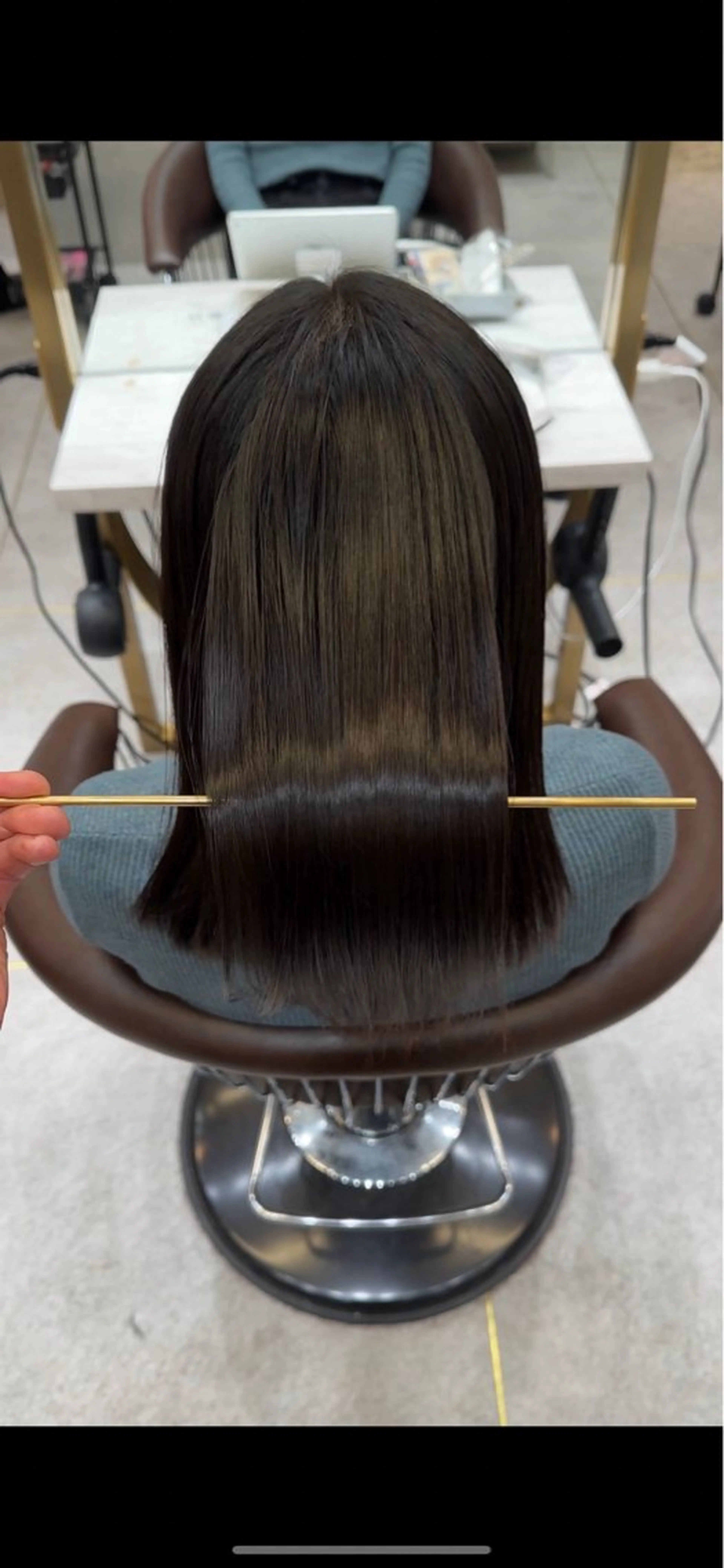 ミディアム カラー パーマ ベージュカラー レイヤーカット 縮毛矯正 【美髪矯正】 吉村　清志のヘアスタイル