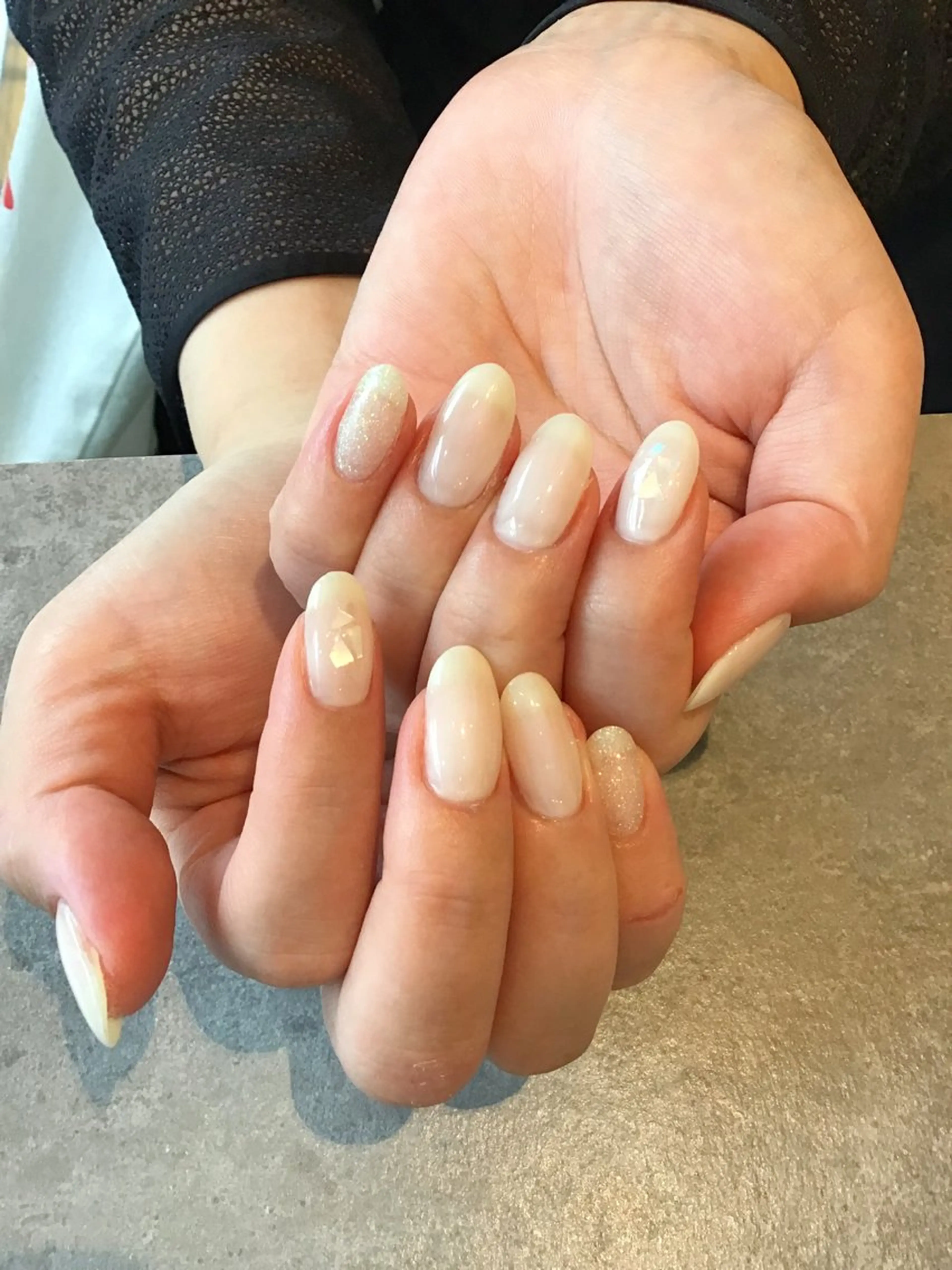 ネイル Nest 岩崎のネイルデザイン