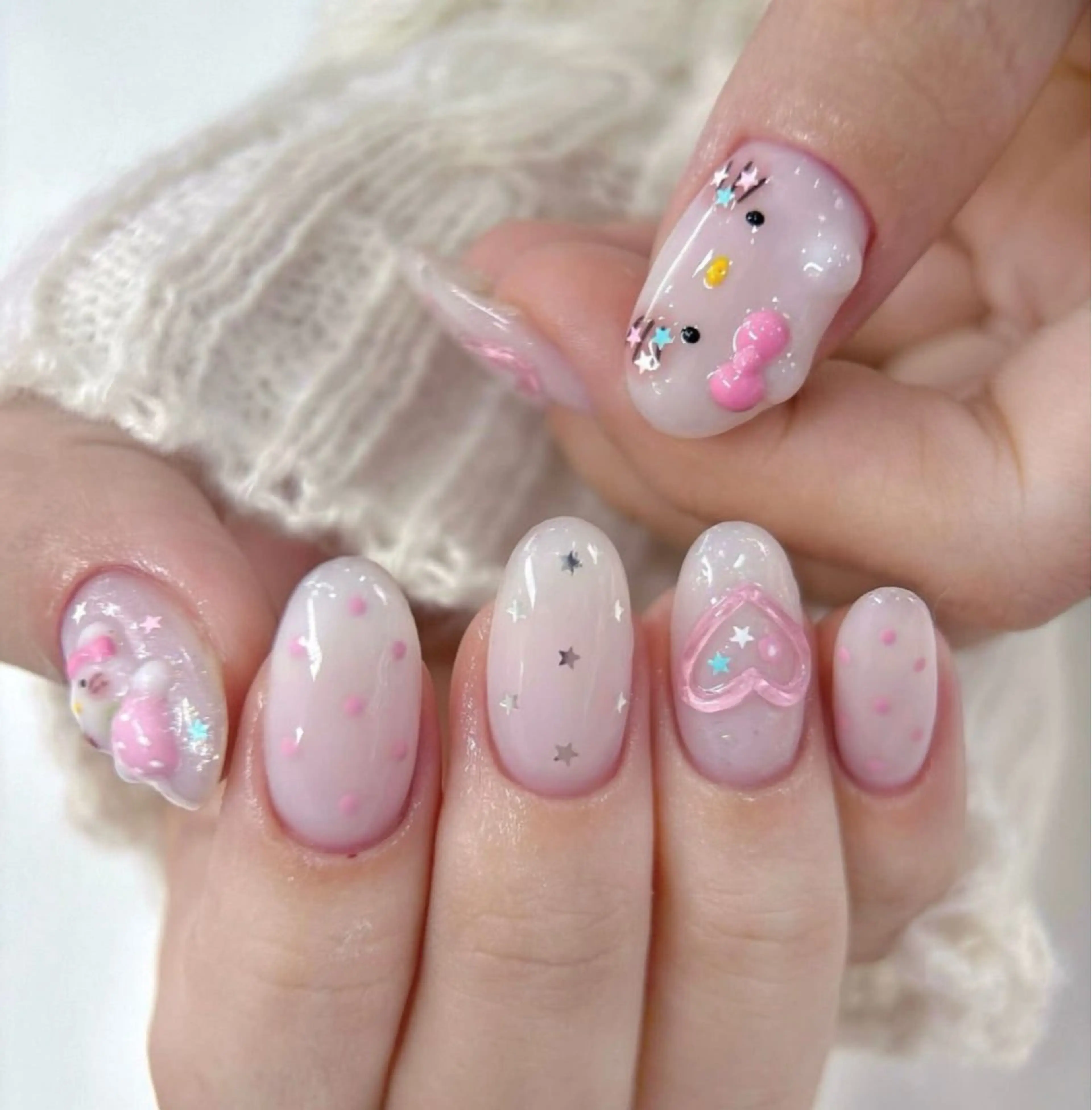 ネイル アートネイル フレンチネイル ジェルネイル キラキラネイル ニュアンスネイル Ryu Nail Studio所属・Ryu Nail YukiChanのネイルデザイン