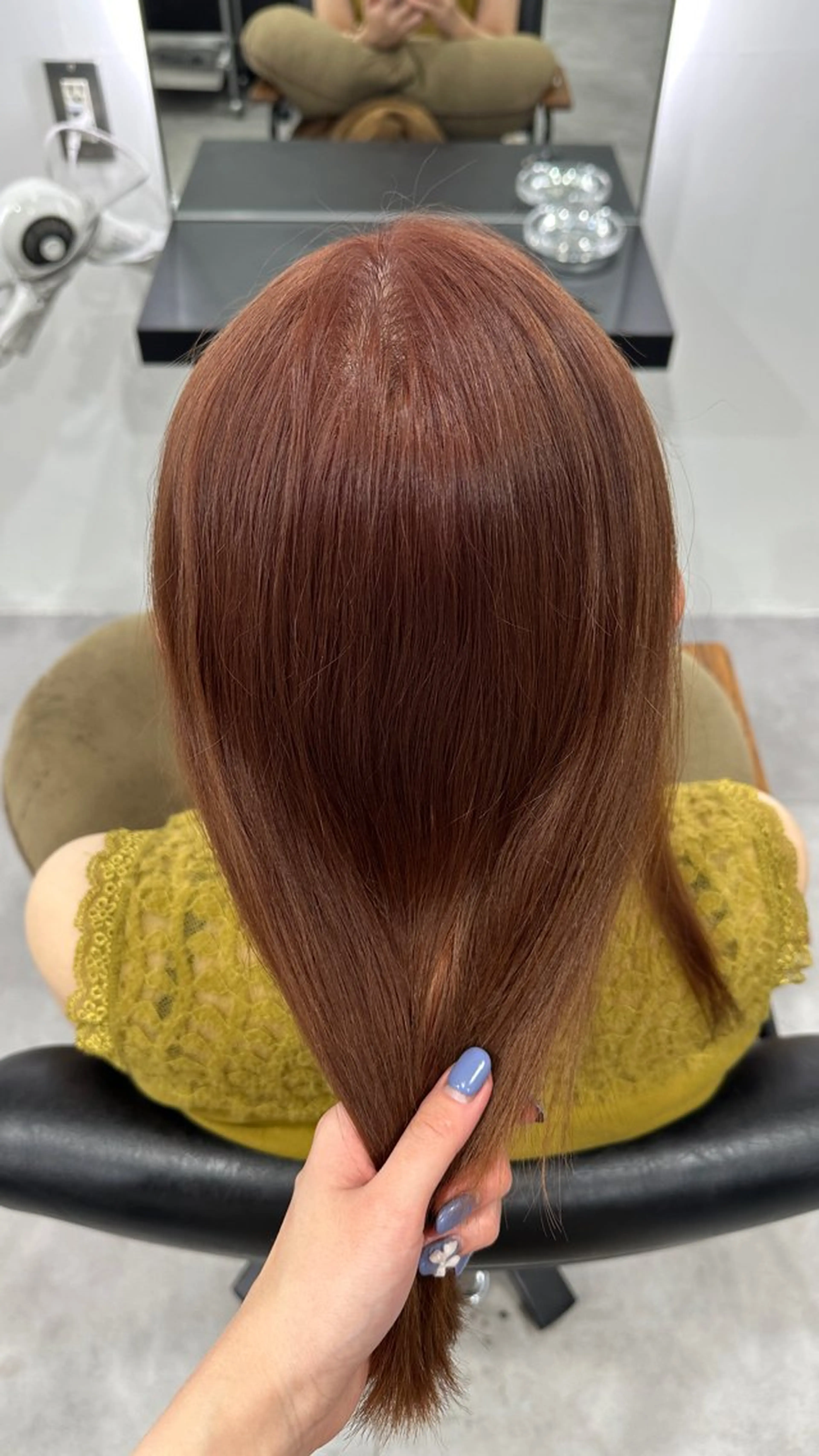 ロング ピンクブラウン ヘアカラー Y.S.H所属・西野 未桜のヘアスタイル