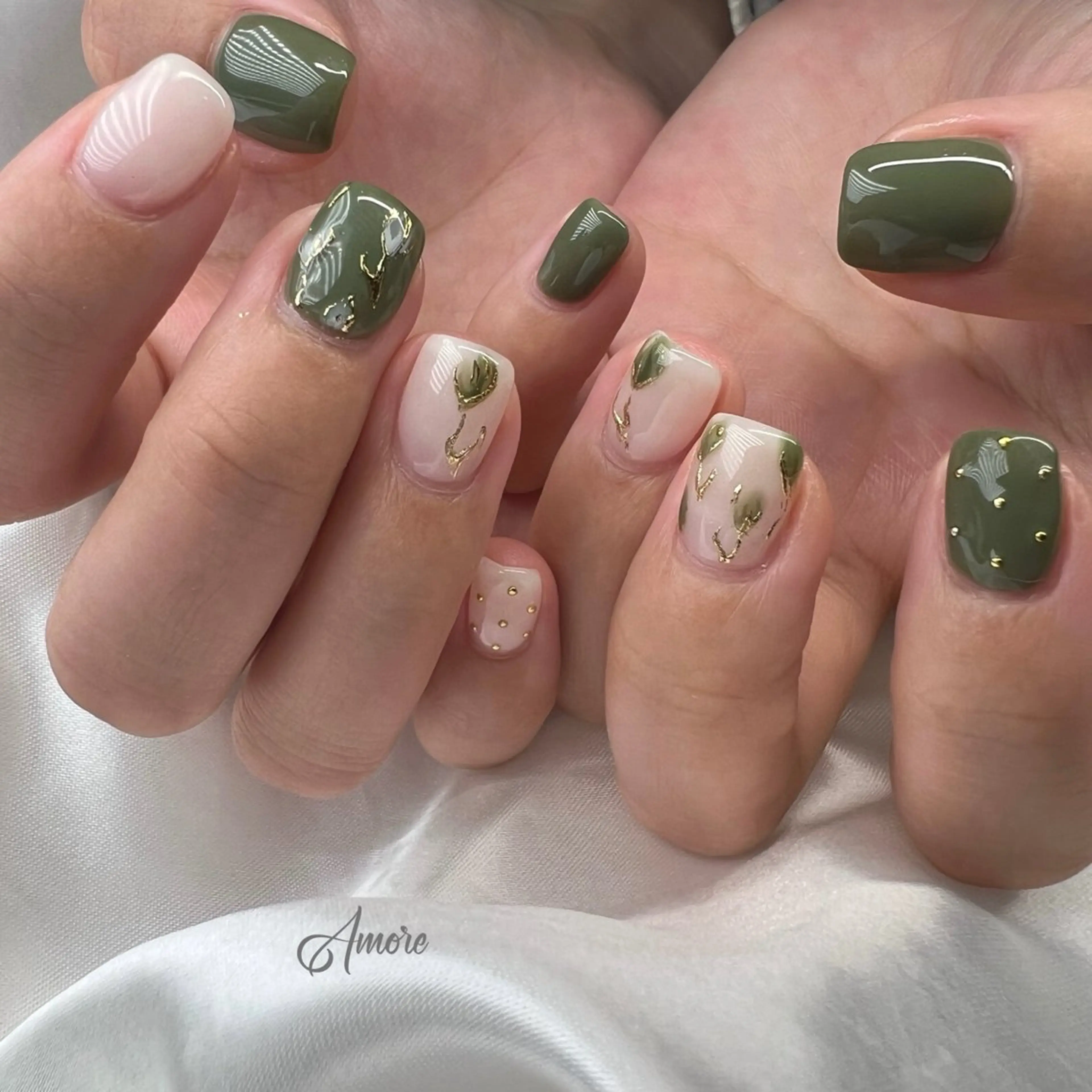 ネイル ジェルネイル キラキラネイル 韓国ネイル マグネットネイル パラジェル You kyehwaのネイルデザイン