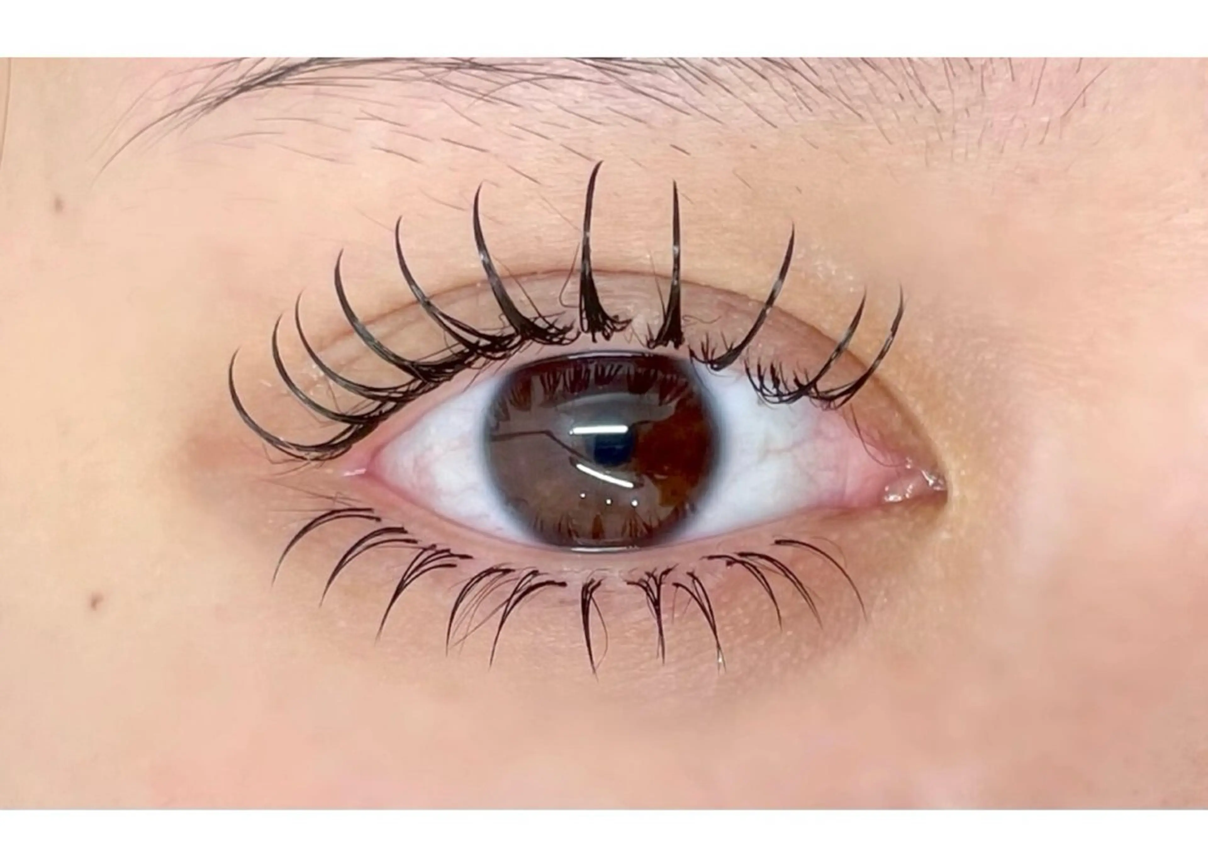 マツエク・マツパ バインドロック 束感まつ毛 フラットラッシュ ナチュラル パリジェンヌラッシュリフト YK 美学院のネイルデザイン