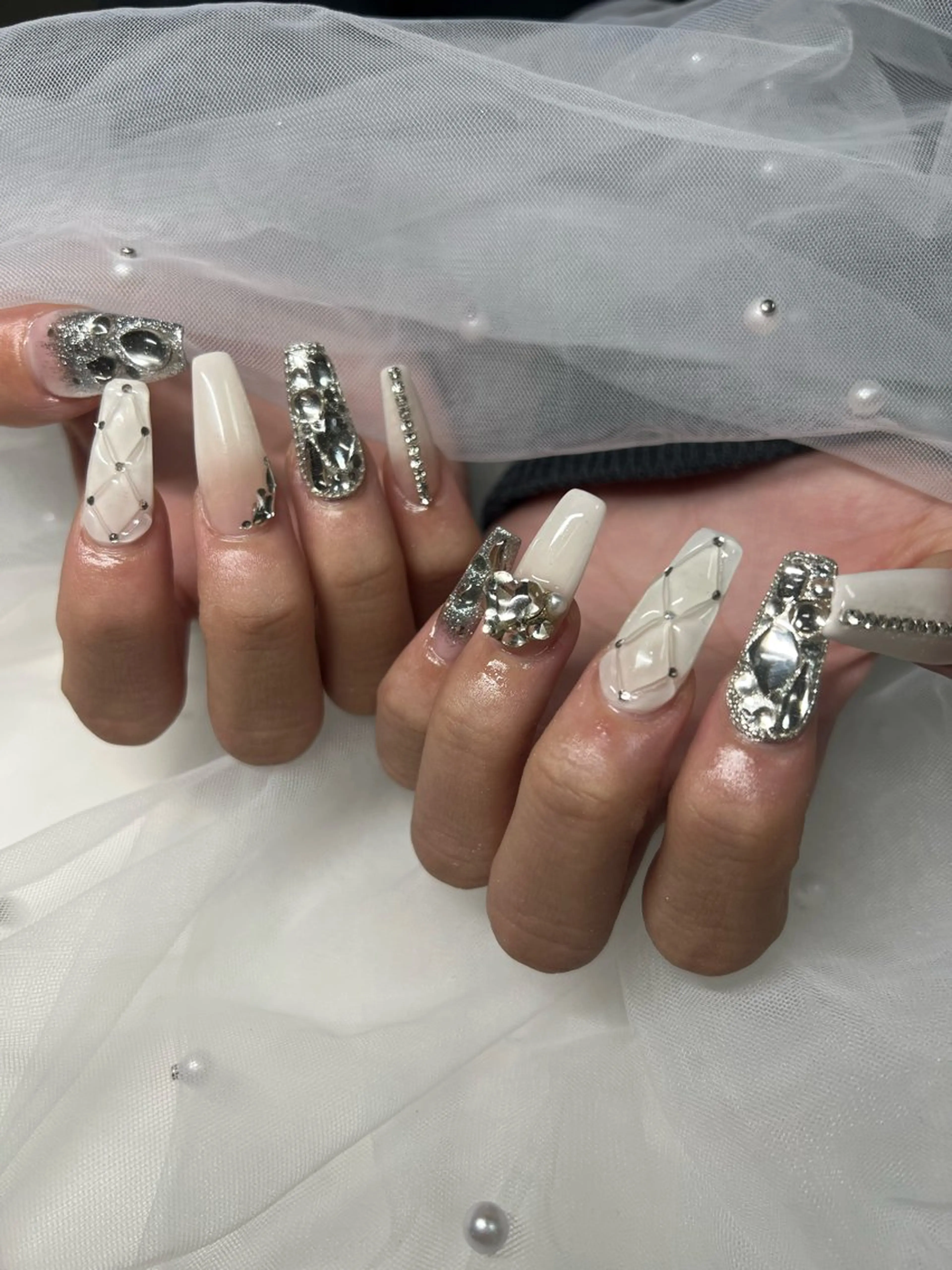 ネイル ロングネイル 冬ネイル ハンドネイル 川端 京香のネイルデザイン