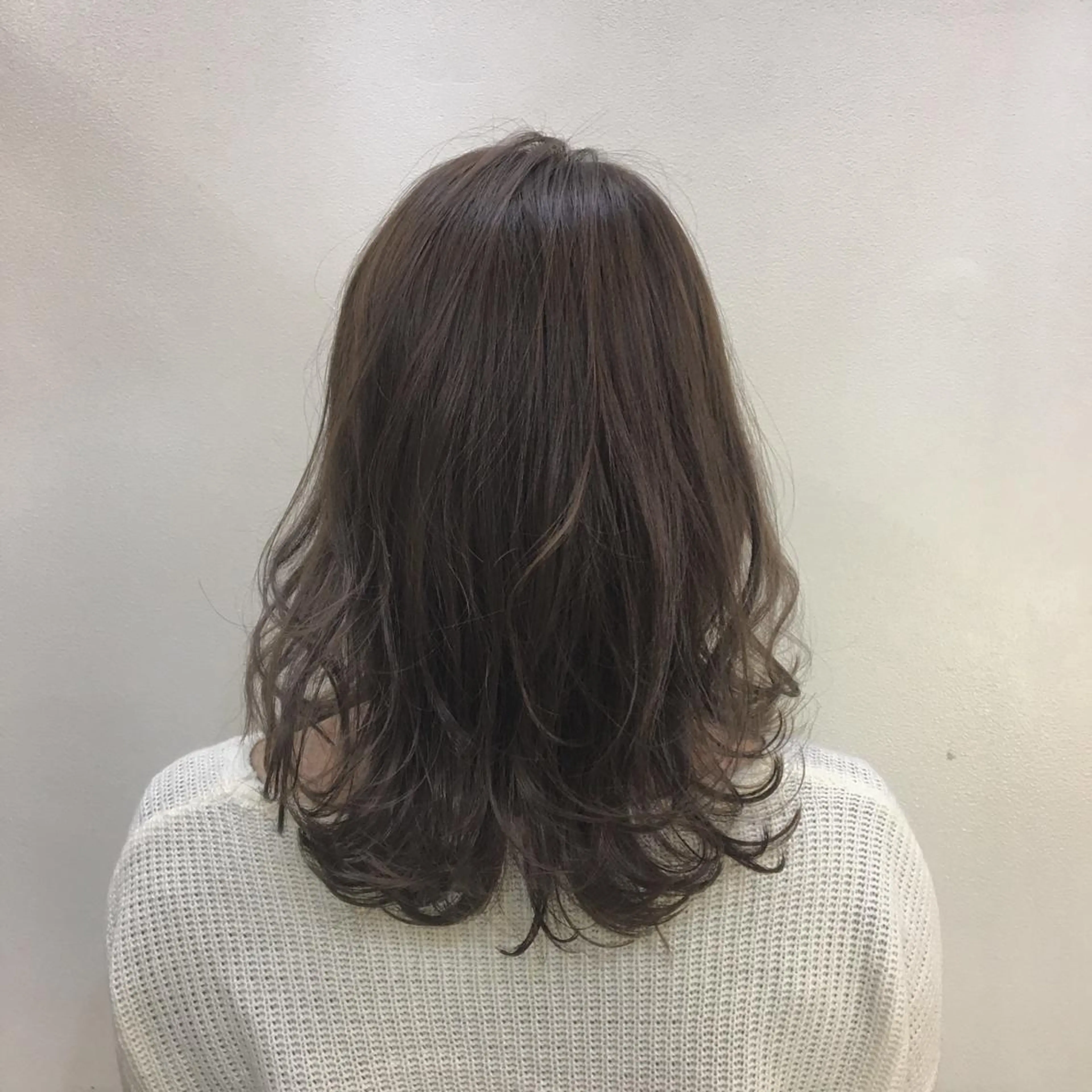 ロング カラー ブラウンカラー カトウ ユウカのヘアスタイル