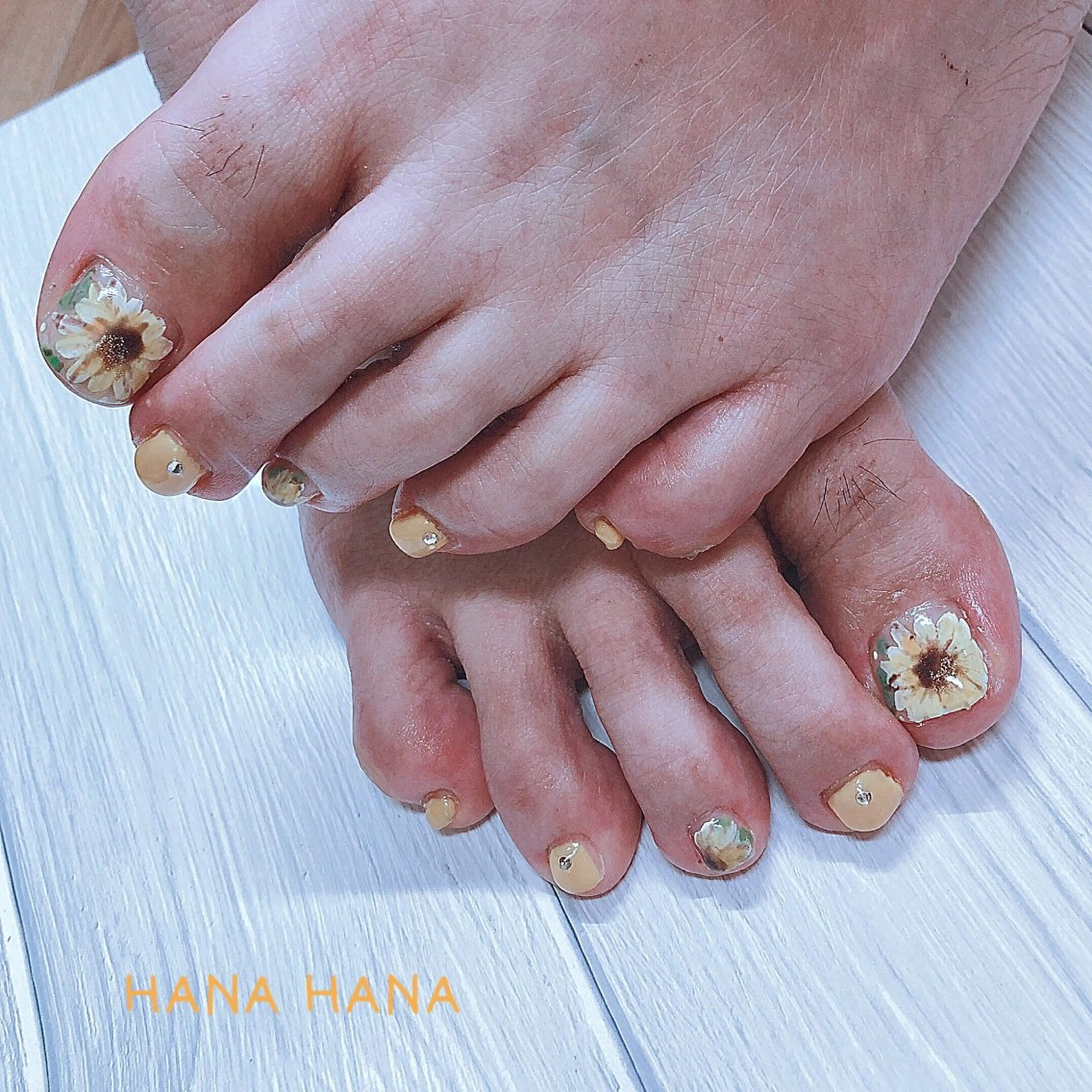 ネイル ジェルネイル HANAHANAのネイルデザイン