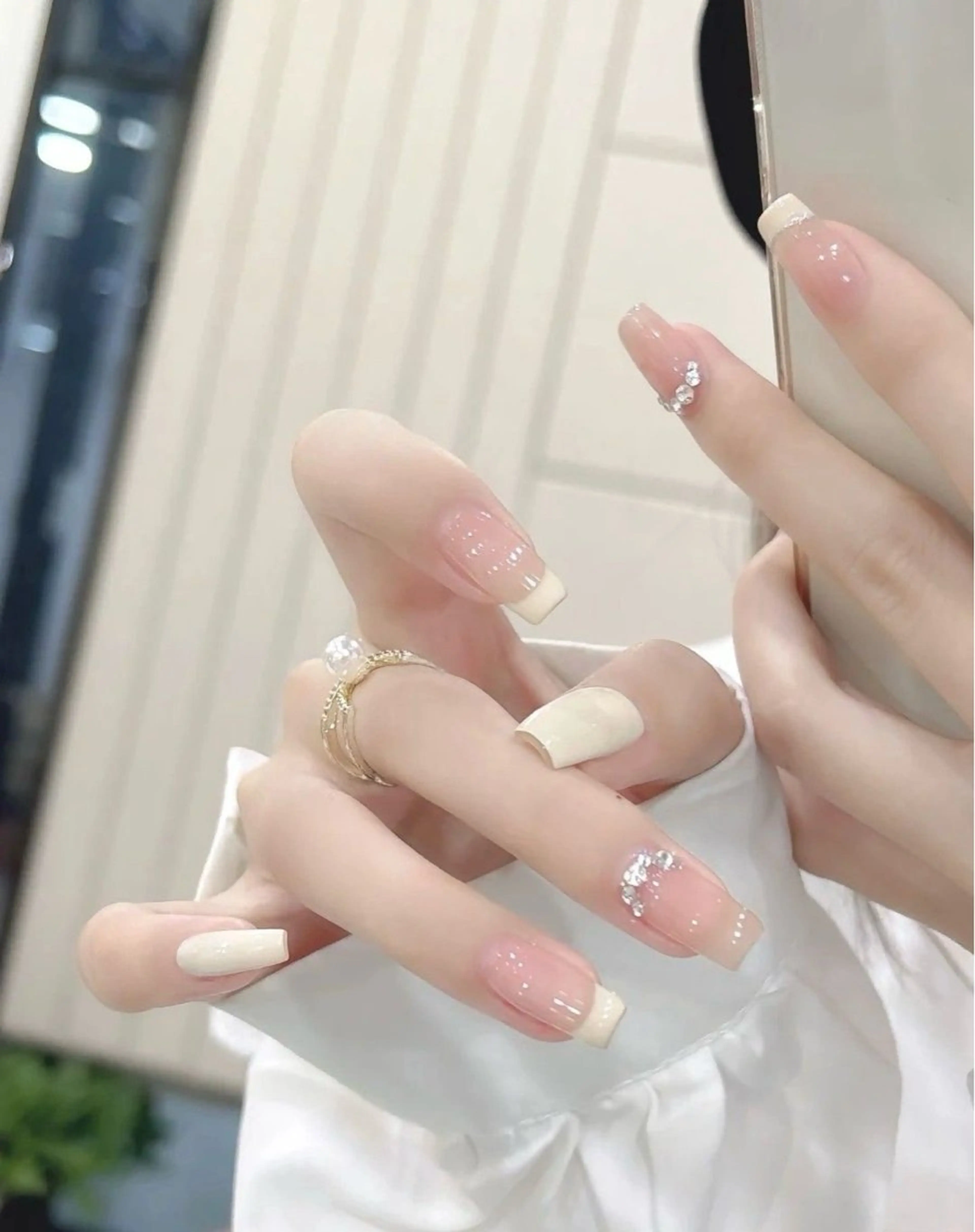 ネイル swan nail salon所属・Ami アミのネイルデザイン