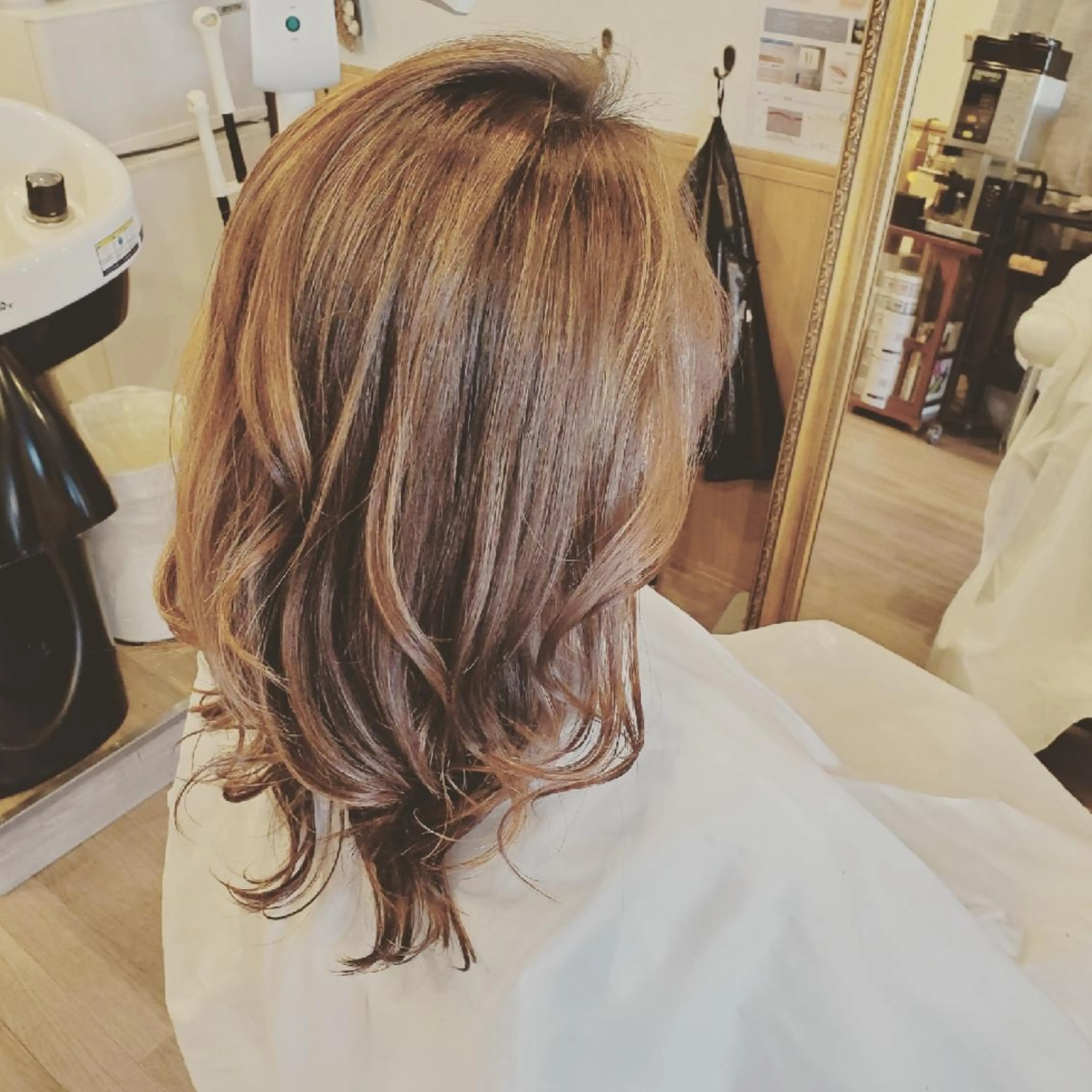 セミロング カラー アディクシーカラー ブリーチ イルミナカラー 外国人風カラー トリートメント ヘアカラー spa hair  ark 富井直美のヘアスタイル