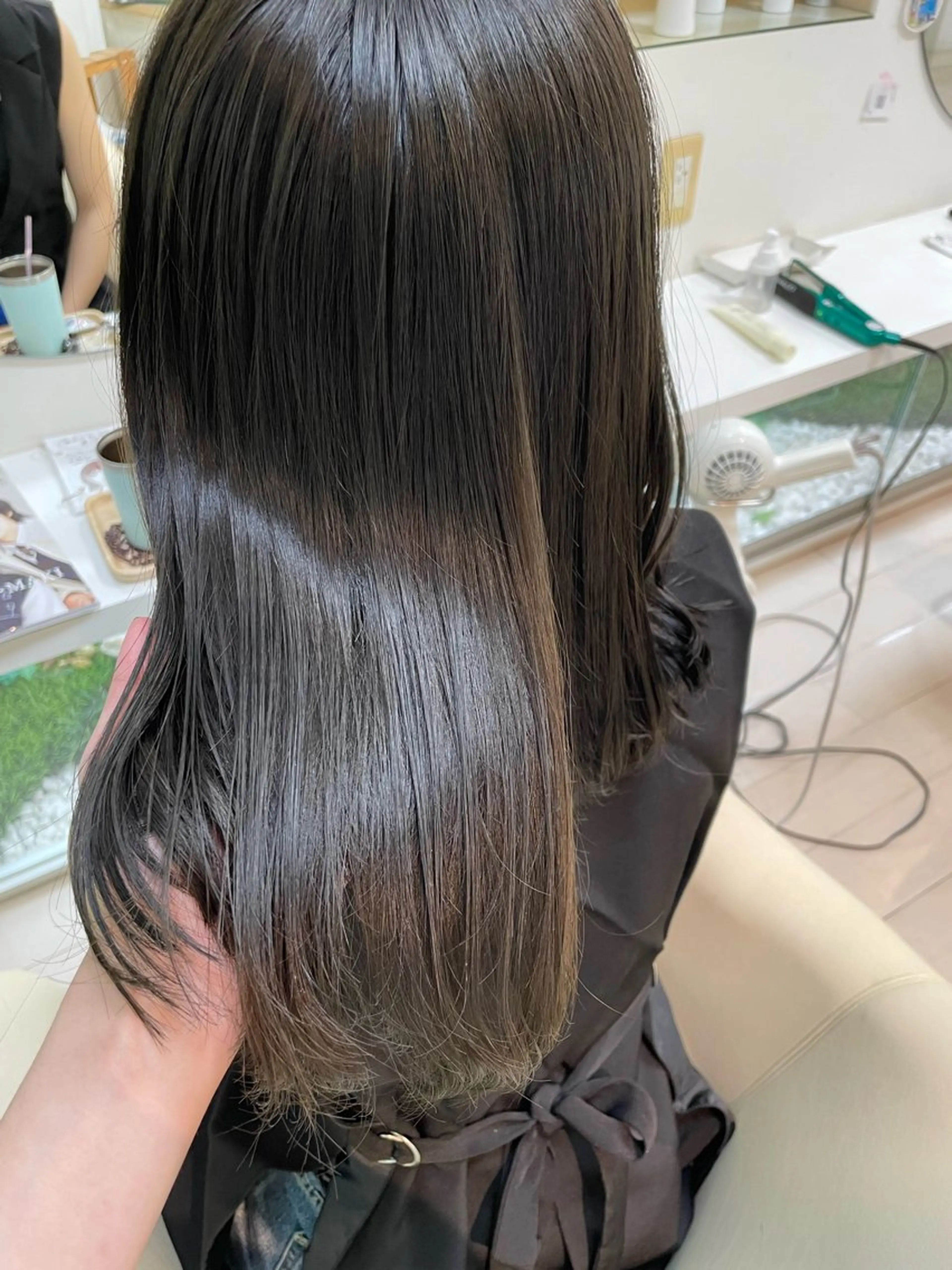 前髪カット+カラー+トリートメントの写真