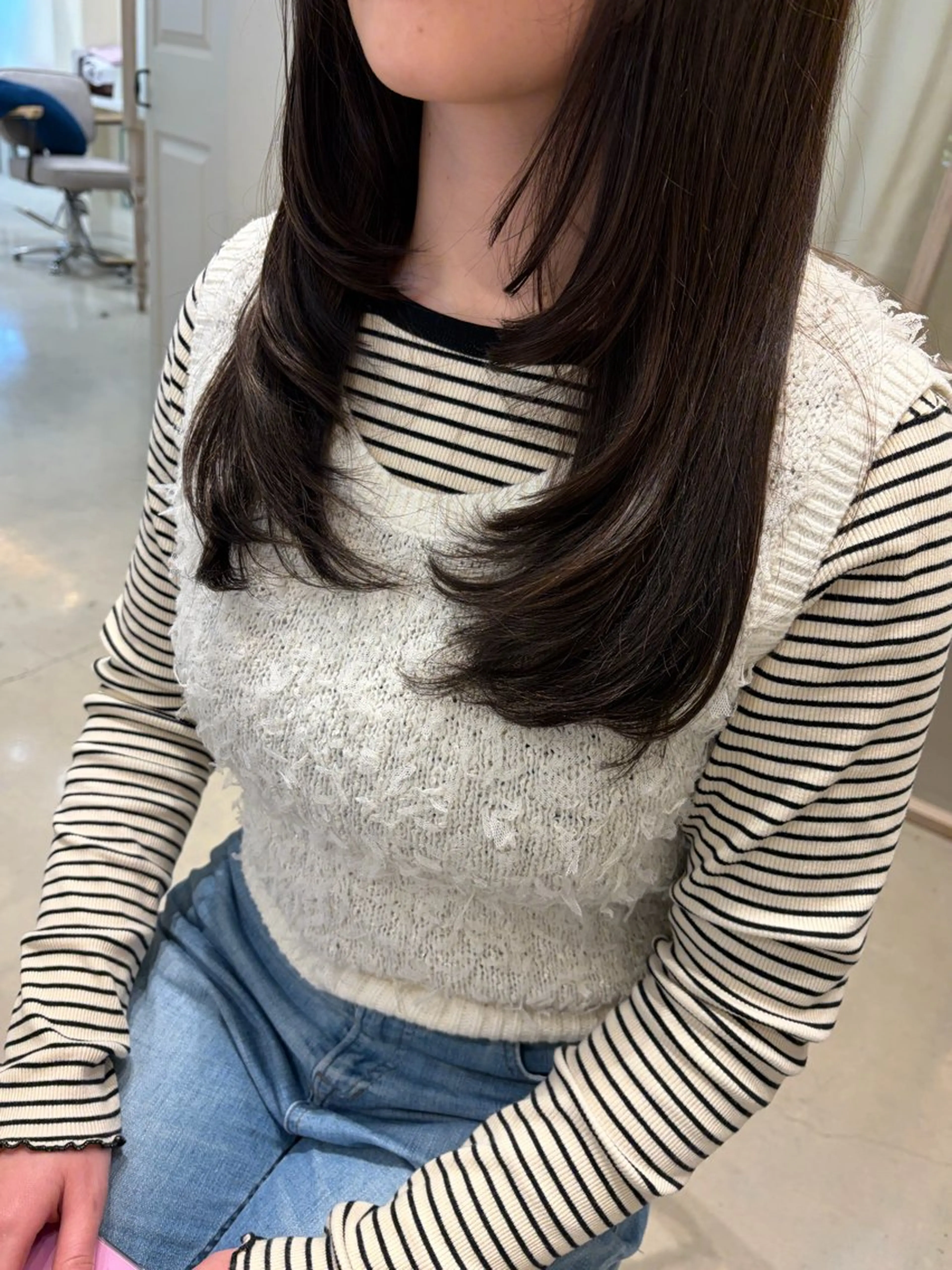 セミロング 顔まわりレイヤー レイヤーカット カット ヘッドスパ 太田 千尋のヘアスタイル