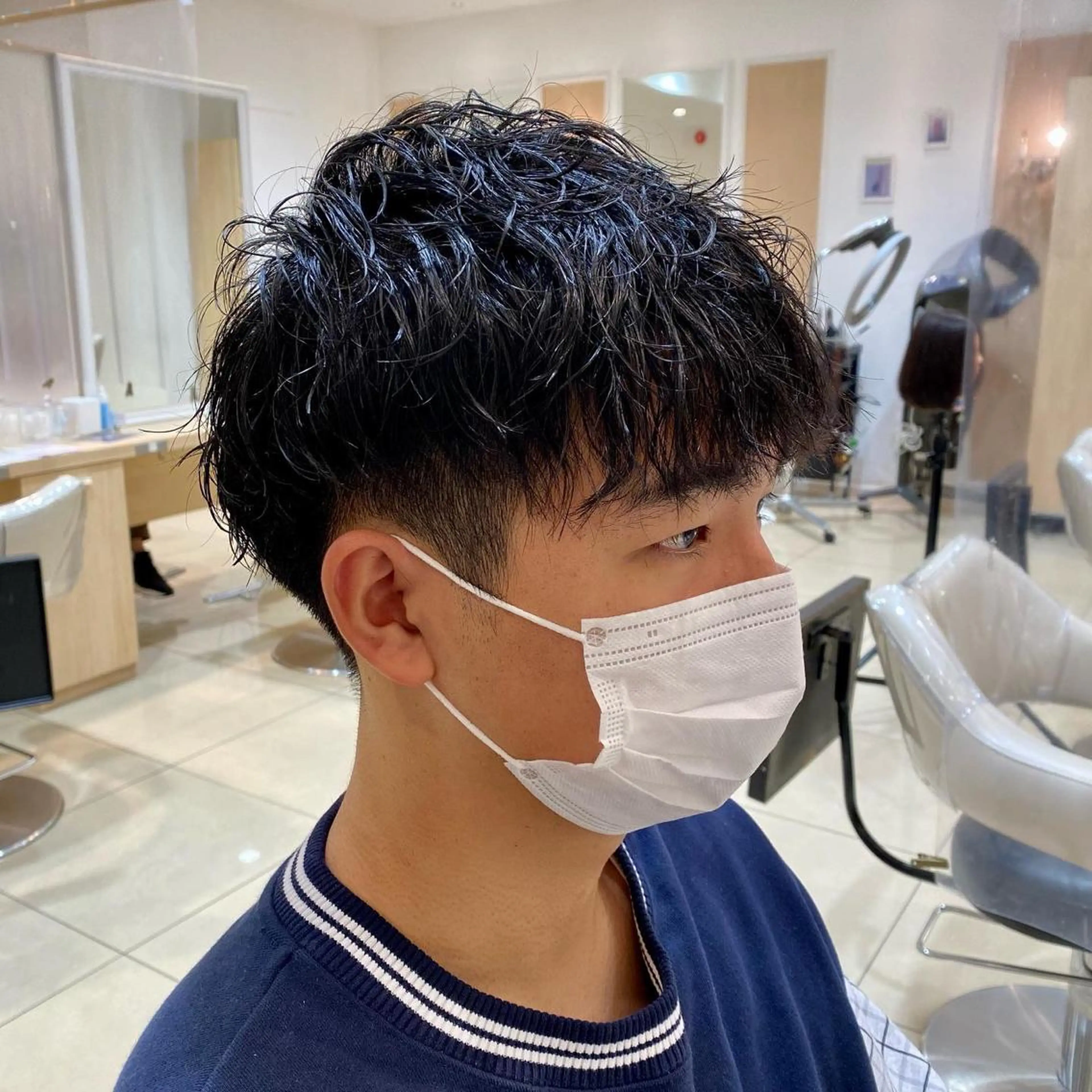 ショート パーマ メンズ カット パーマ メンズ特化型美容師 栗山勇人のヘアスタイル