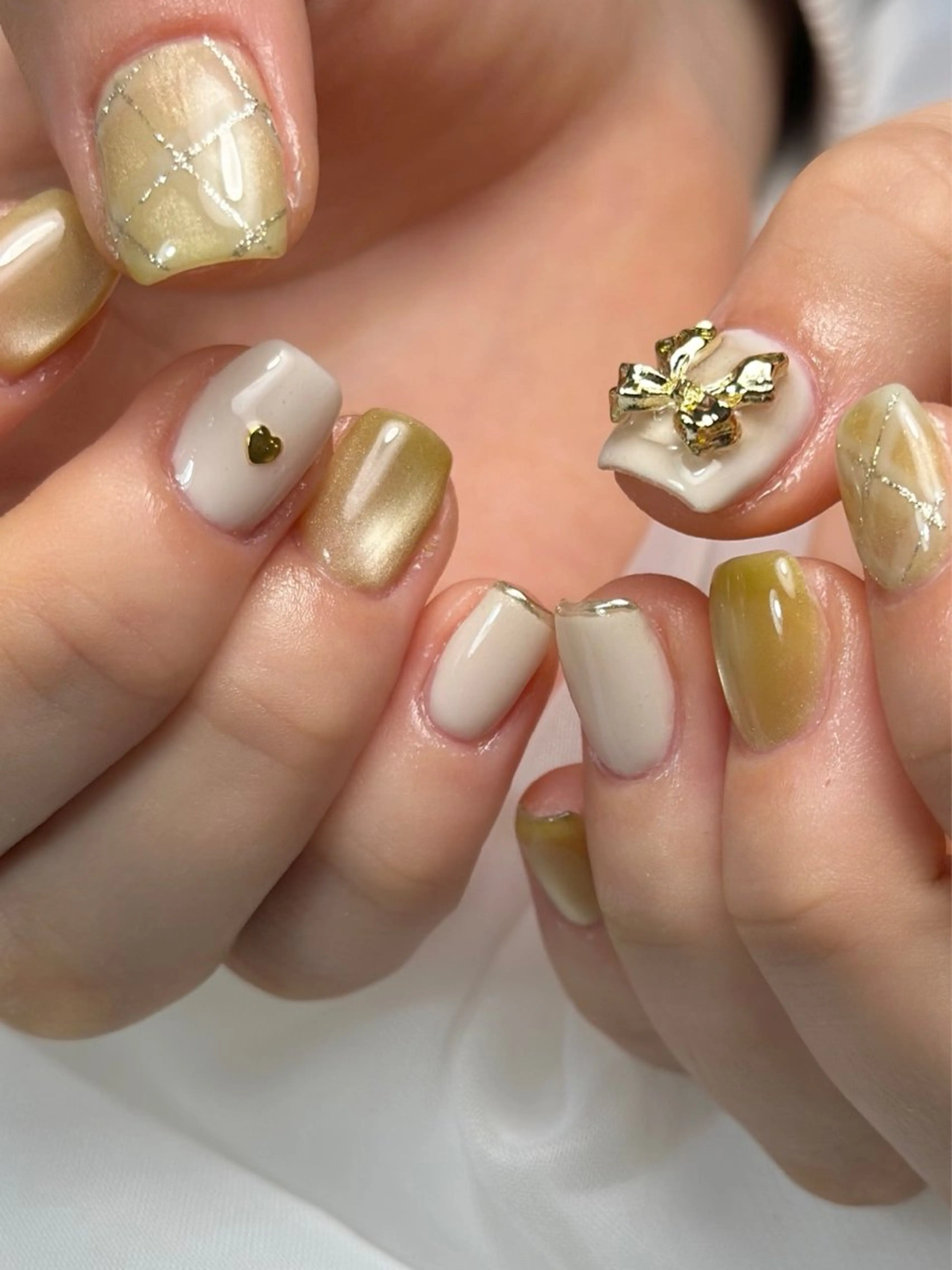 ネイル 韓国ネイル マグネットネイル リボン 春ネイル bibiwoo Ayakoのネイルデザイン