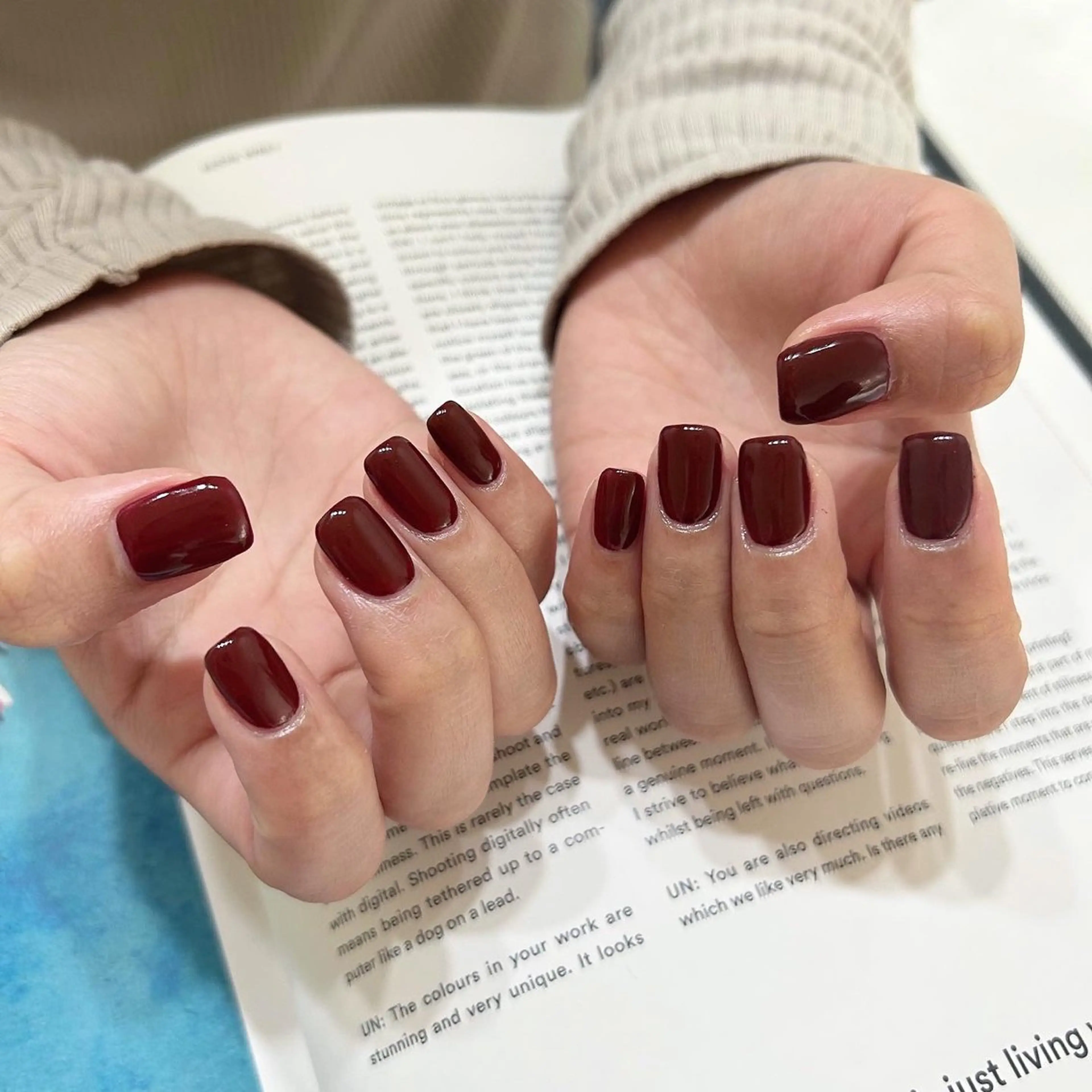 ネイル ブルー フットネイル ジェルネイル キラキラネイル 韓国ネイル RooM -produce by maynail-所属・RooM -mizuki-のネイルデザイン