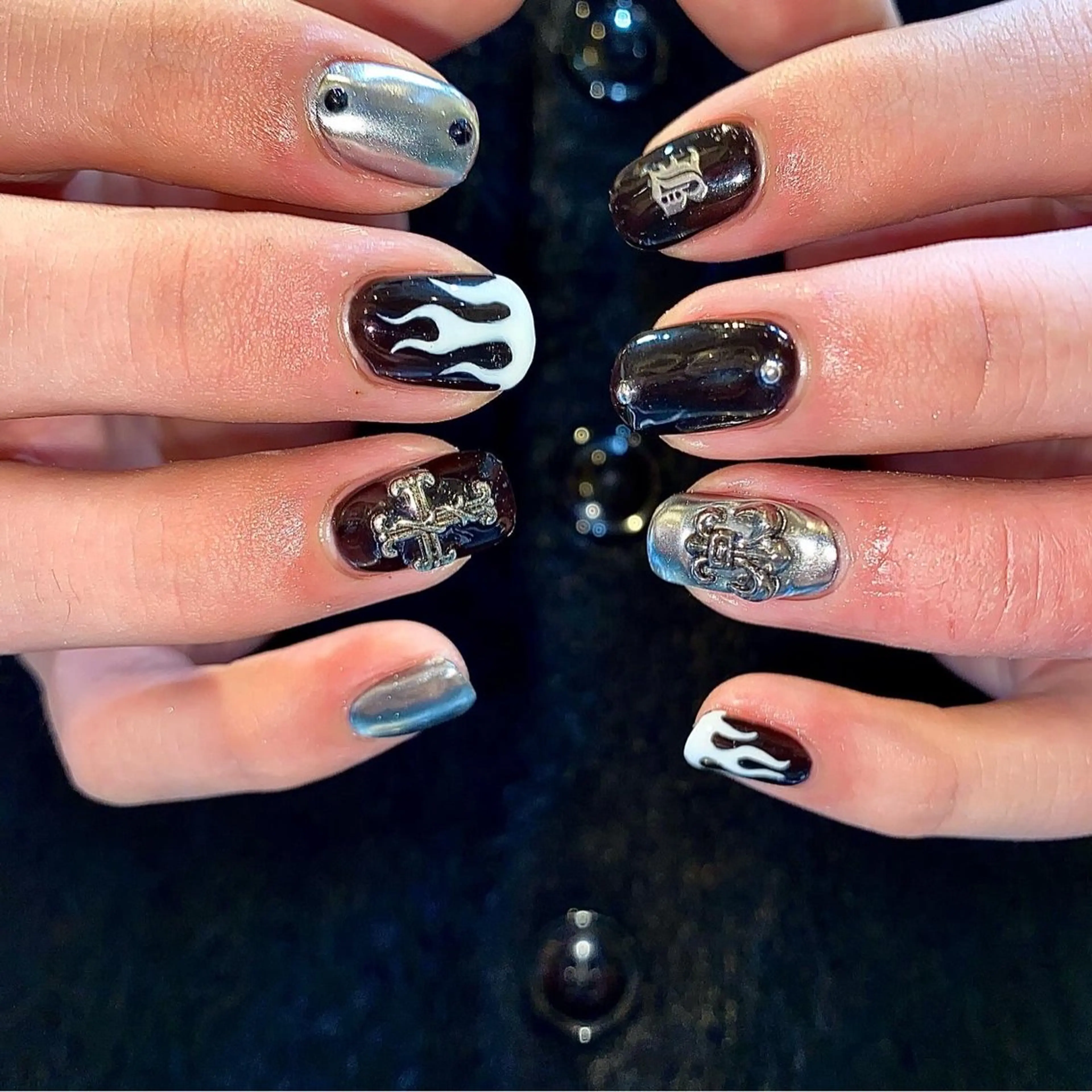 ネイル メンズネイル シルバー 福の爪 🍒福山千晴のネイルデザイン