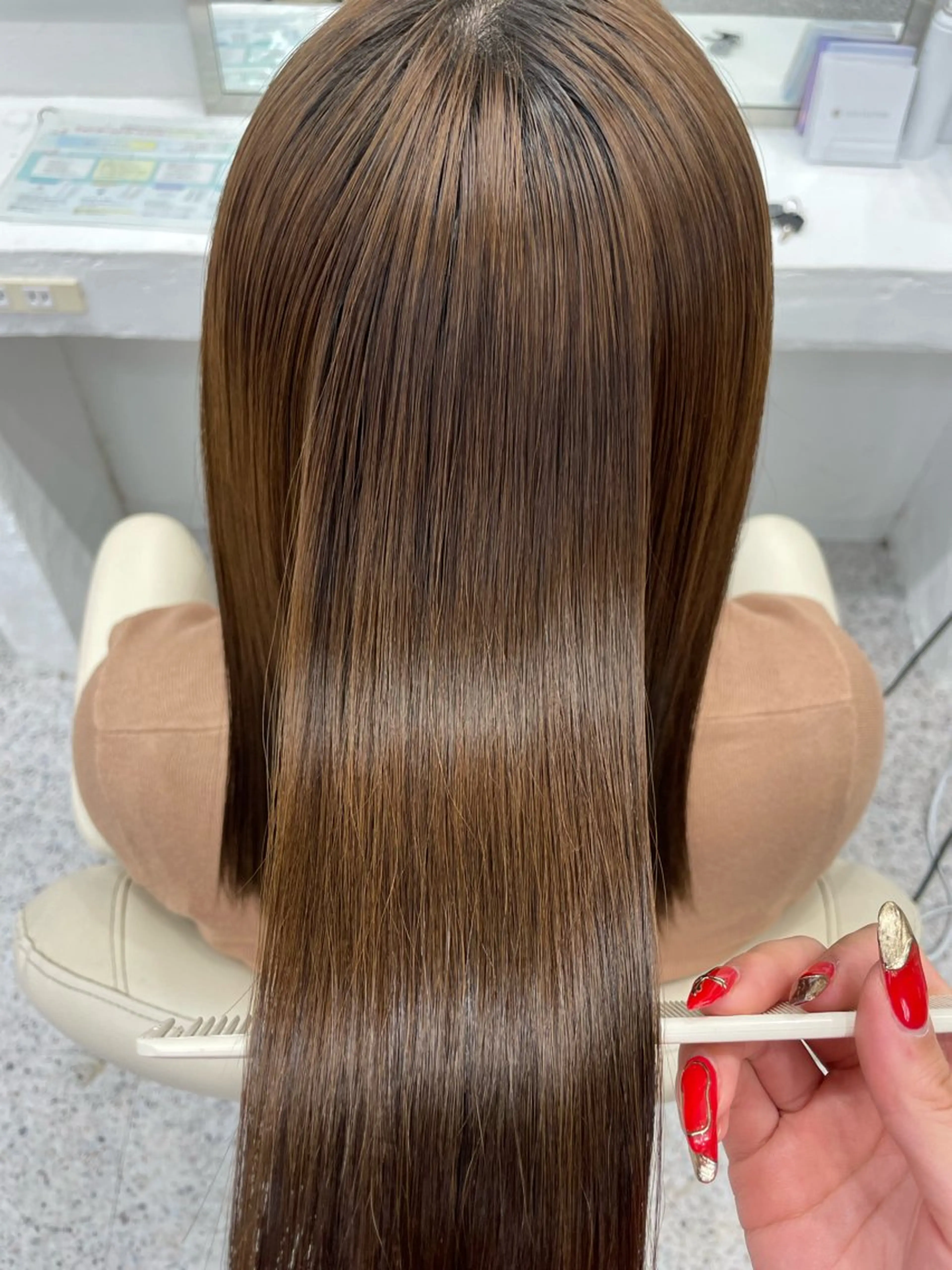 ミディアム カット ヘアカラー 縮毛矯正 ✵LOMARLIE✵ chiseのヘアスタイル