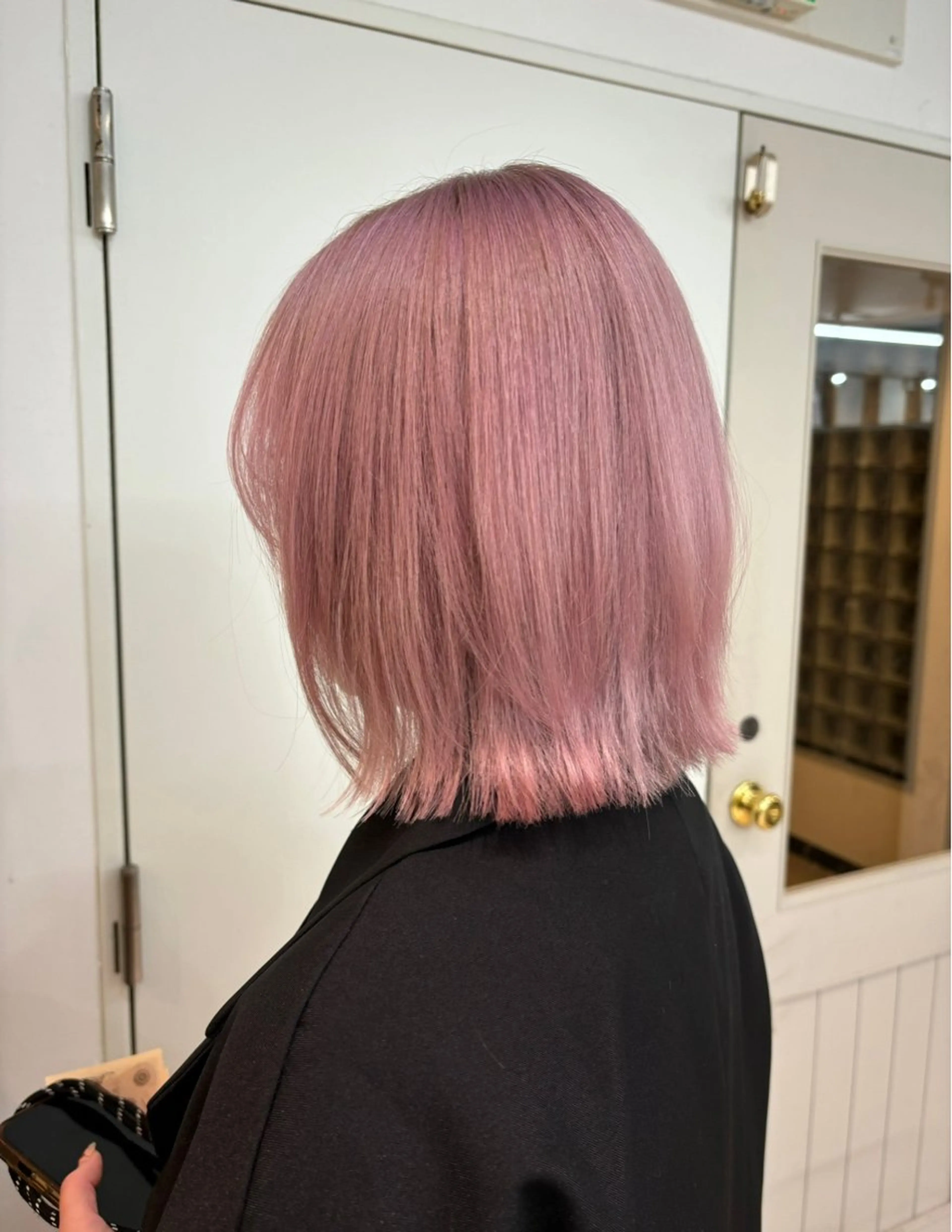 ミディアム 切りっぱなしボブ ボブ レイヤーカット 室谷 ゆりあのヘアスタイル