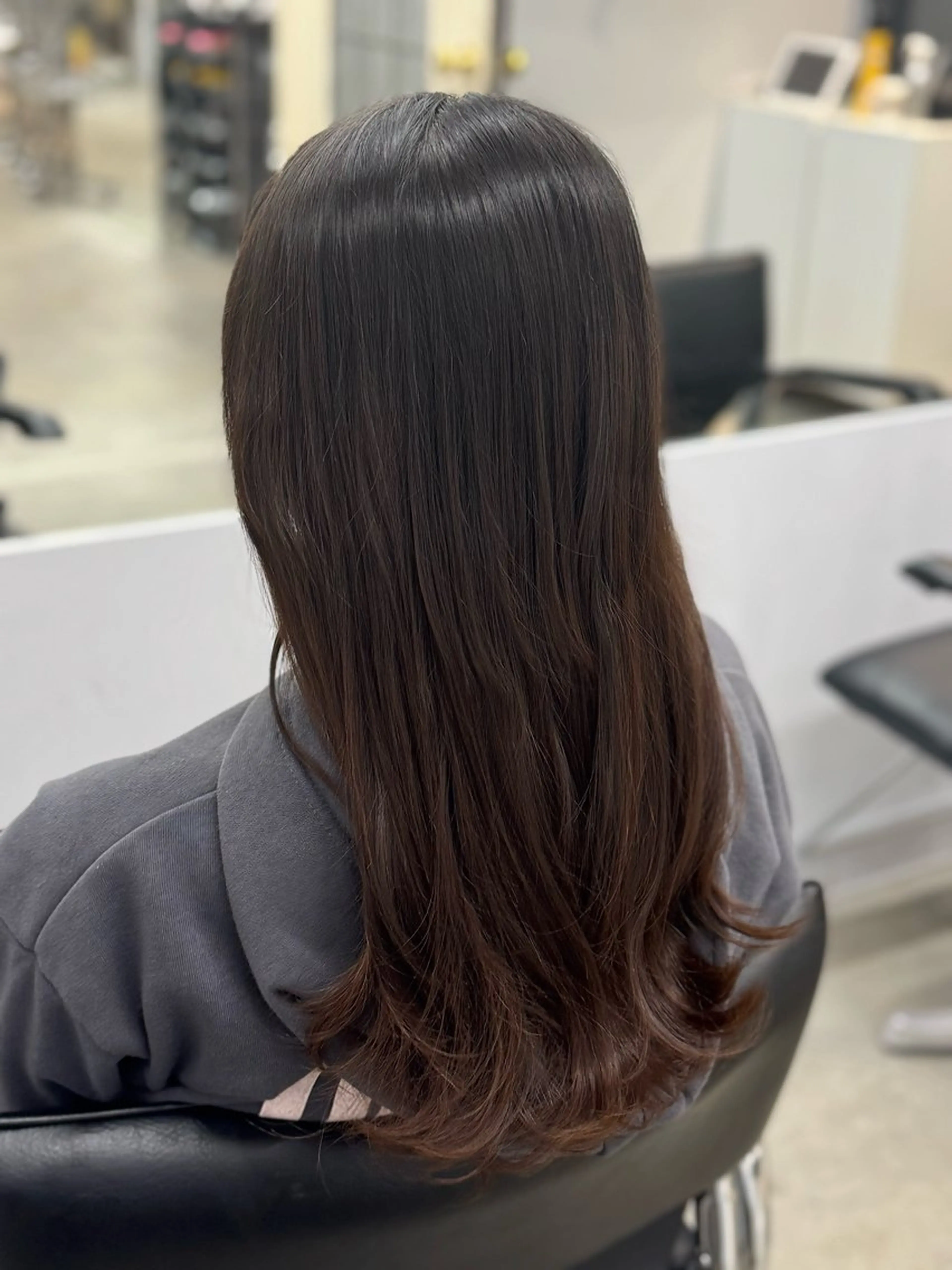 ロング leo/ロング／ レイヤーカット⛈️のヘアスタイル