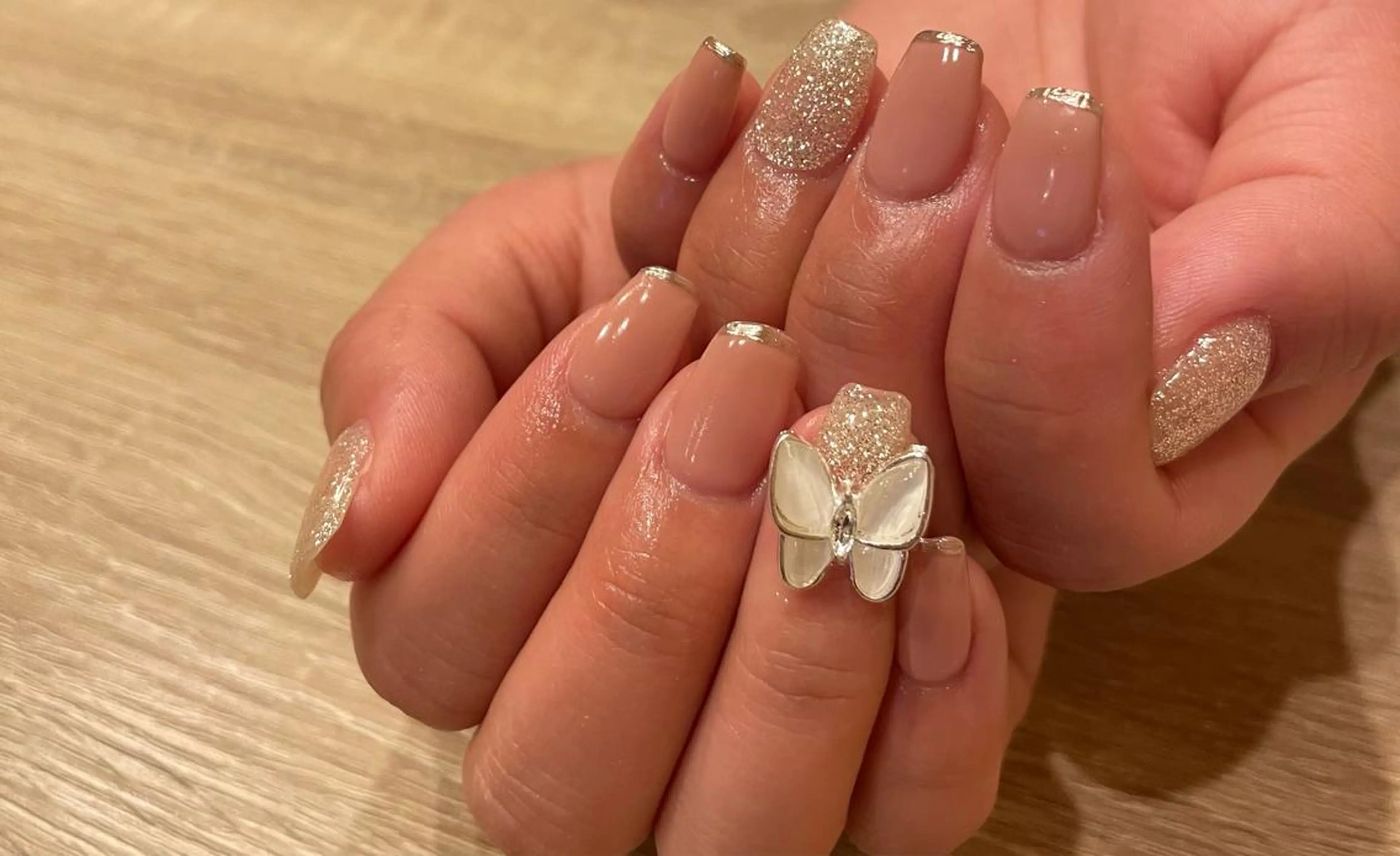 ネイル 持ち込み ワンカラーネイル liberté所属・liberté🫧 新小岩のネイルデザイン